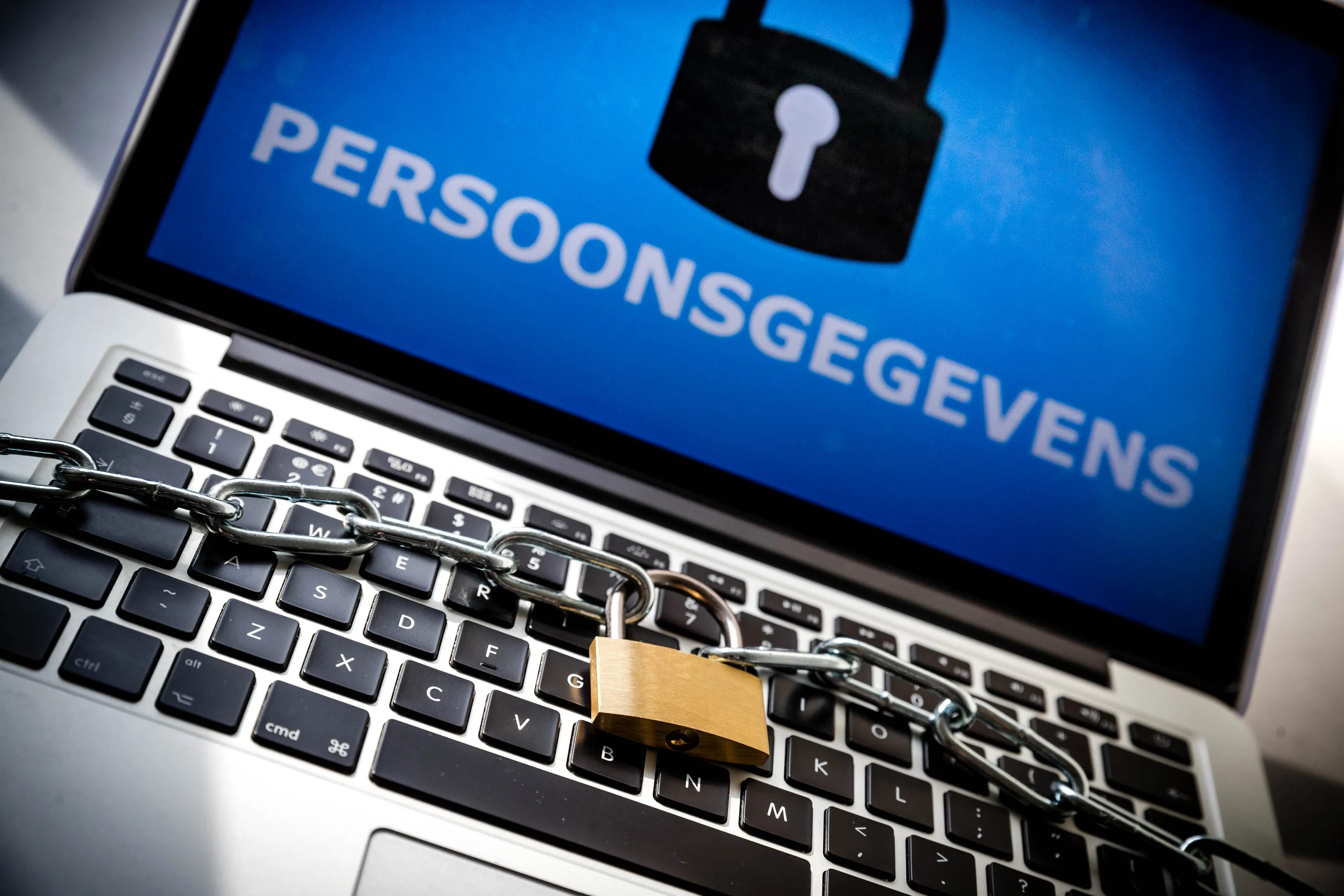 Online drogisterijen verwerken ongevraagd je medische gegevens: dit kun je ertegen doen