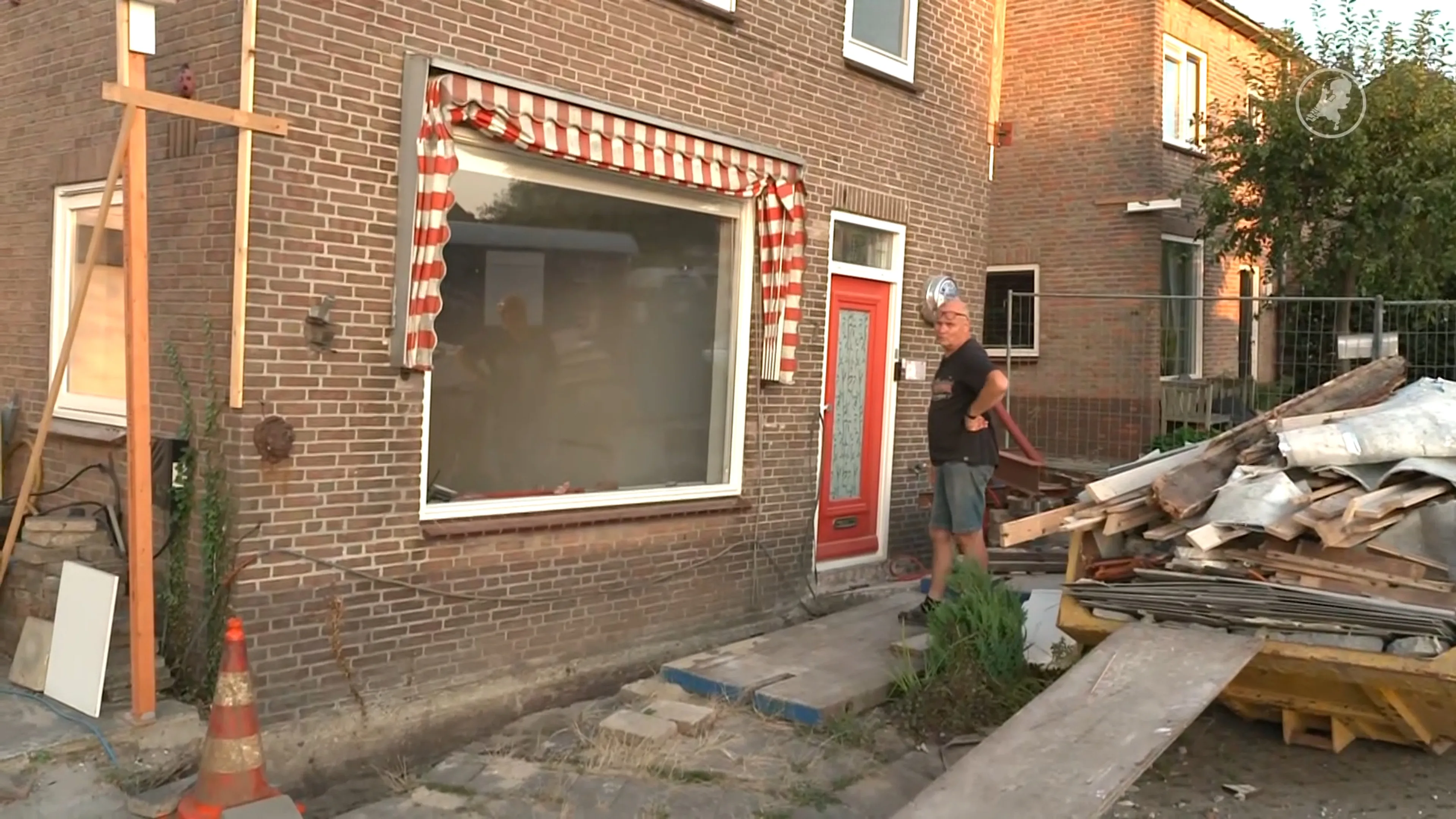 Woning lijkt op mini Toren van Pisa na verzakking van 51 centimeter