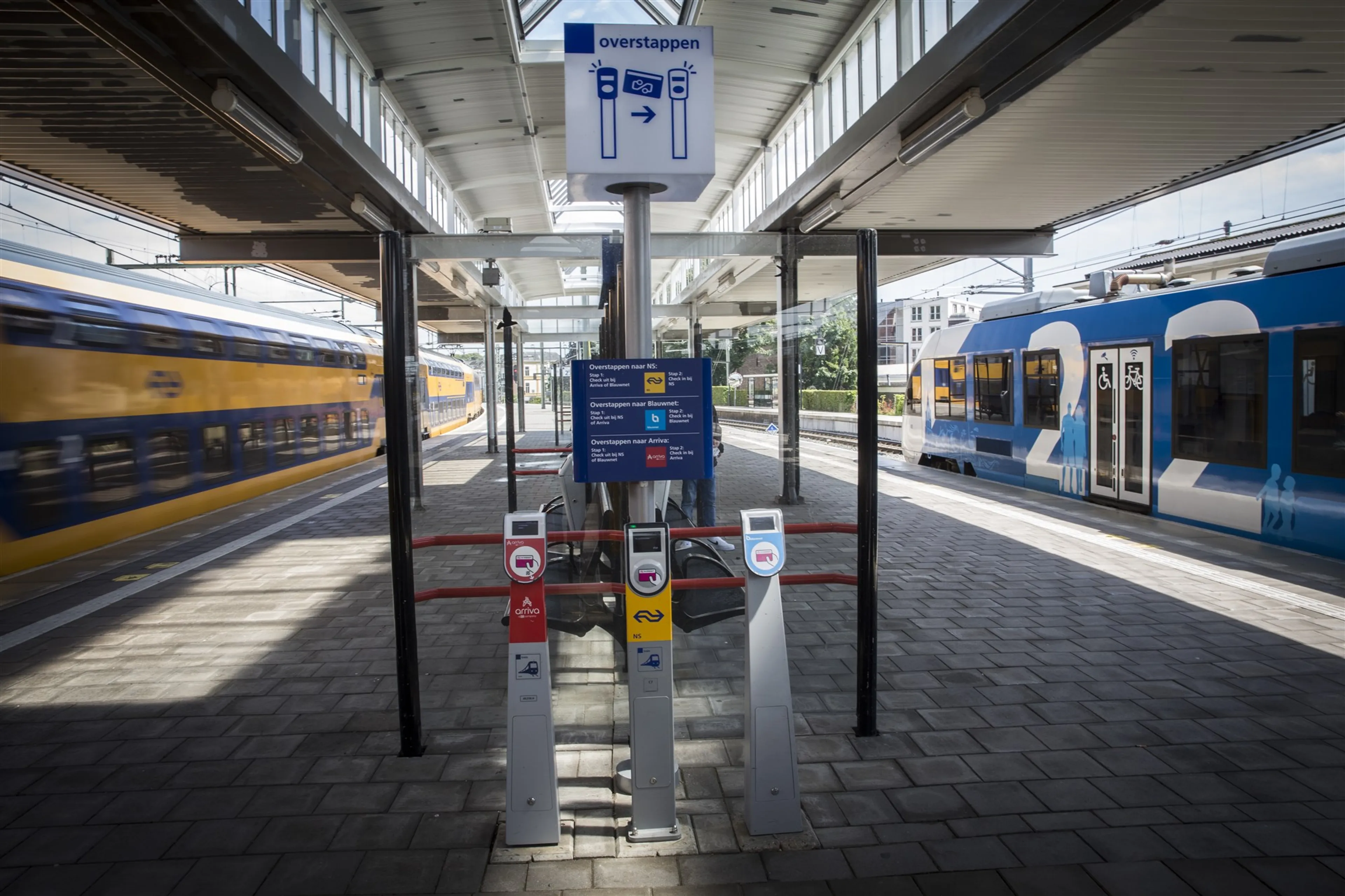 Privégegevens van 2200 klanten NS gestolen