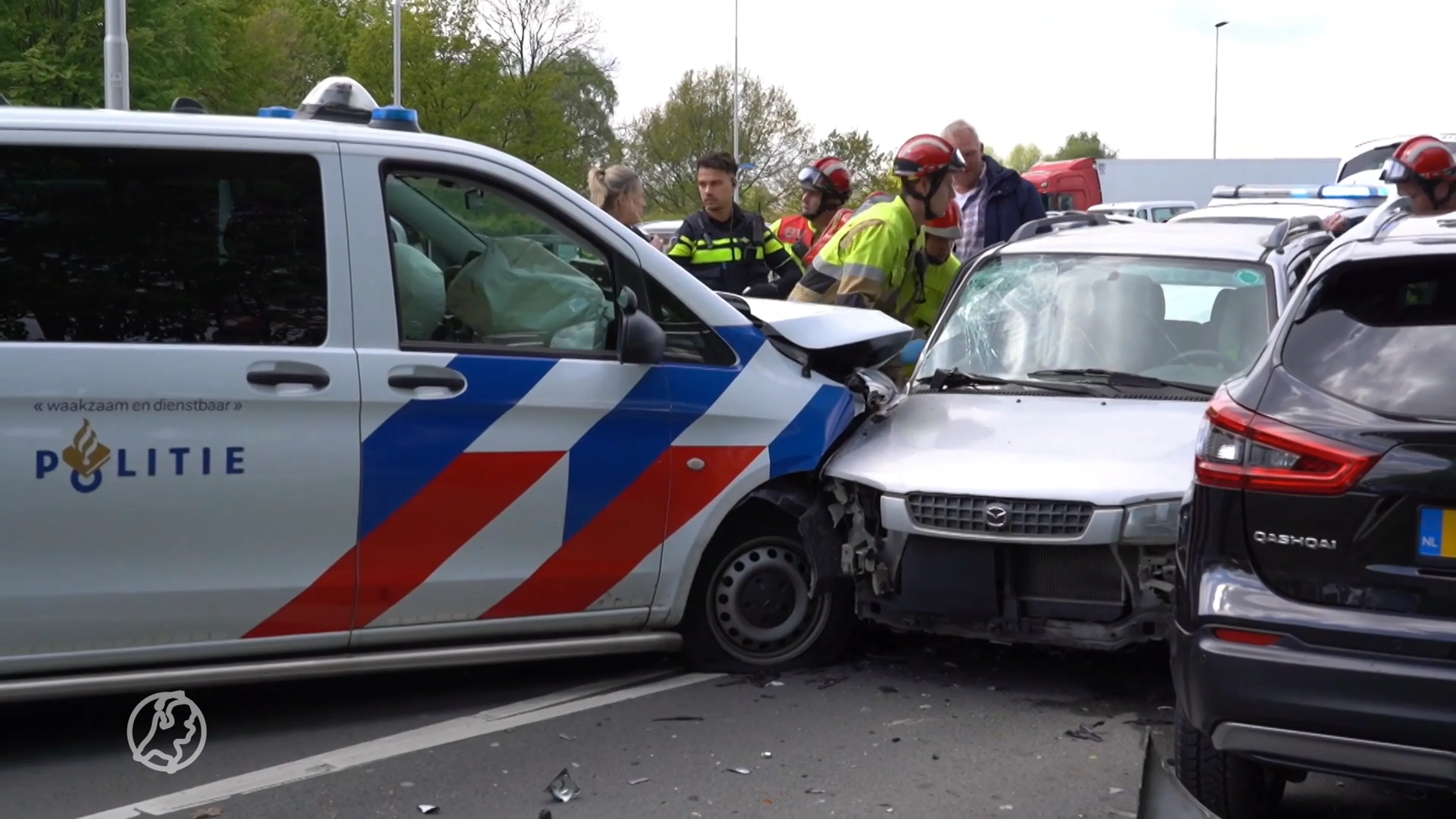 Bloedstollende achtervolging spookrijder eindigt met crash