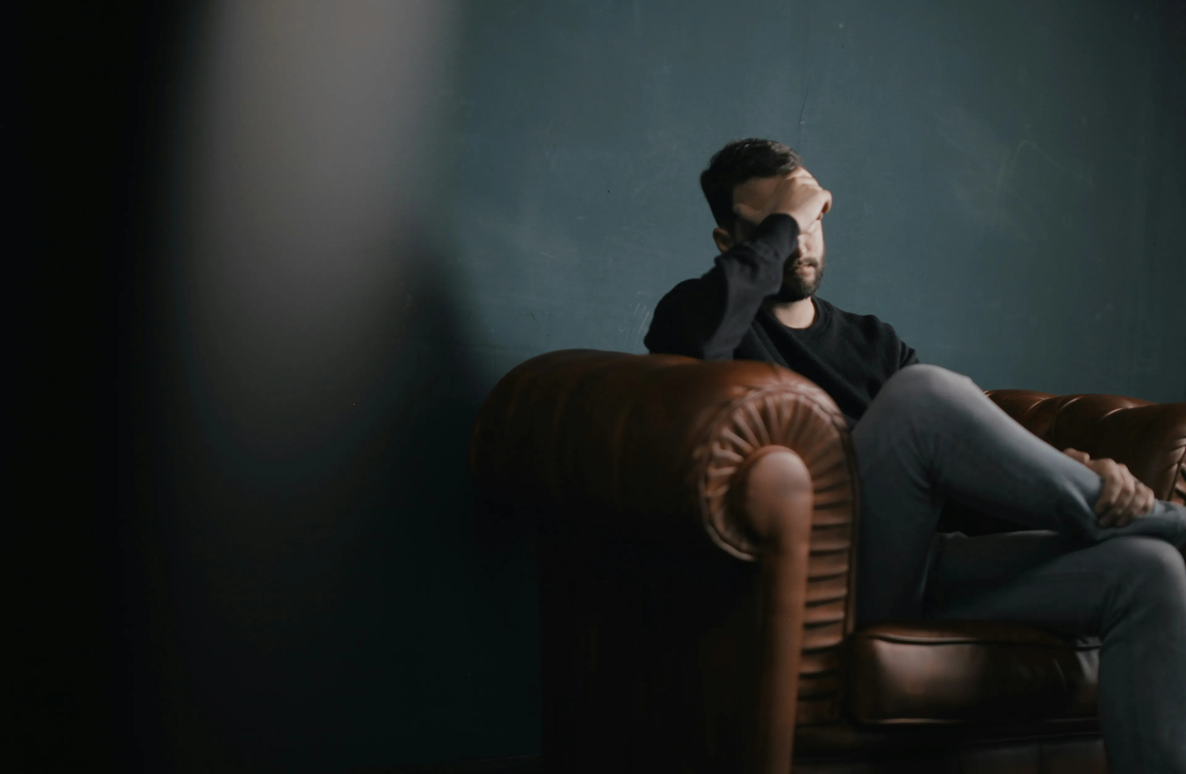 Waarom voelen we ons tóch somber op Blue Monday, terwijl het niet bestaat?