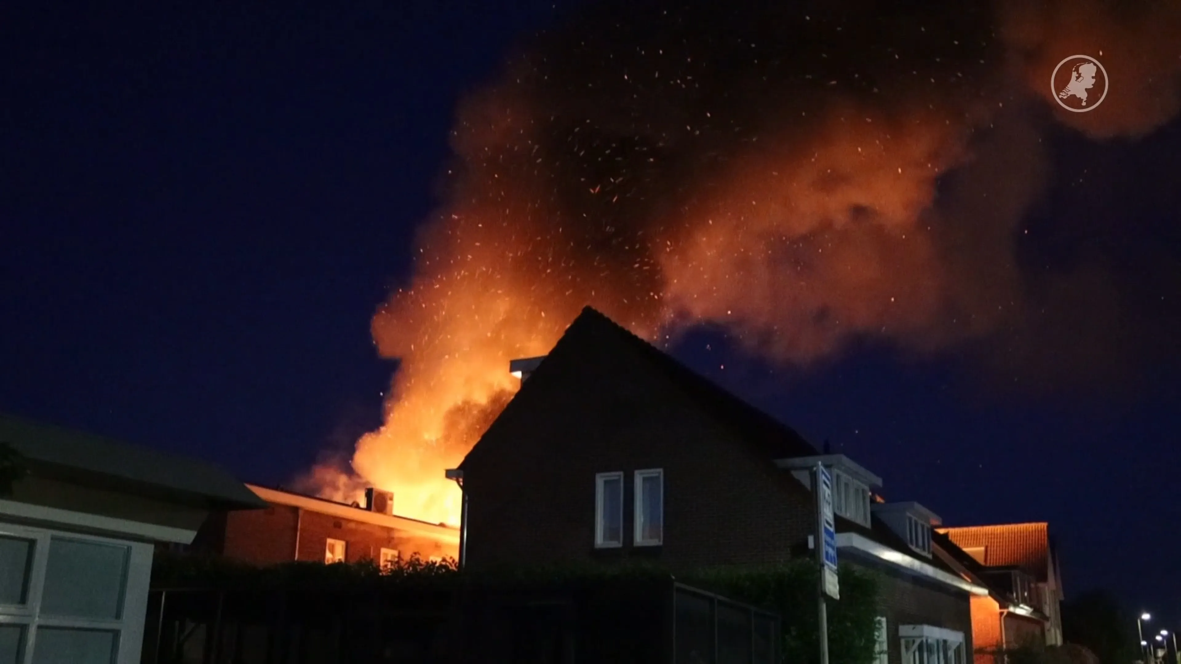 Grote brand in centrum Noordwijkerhout