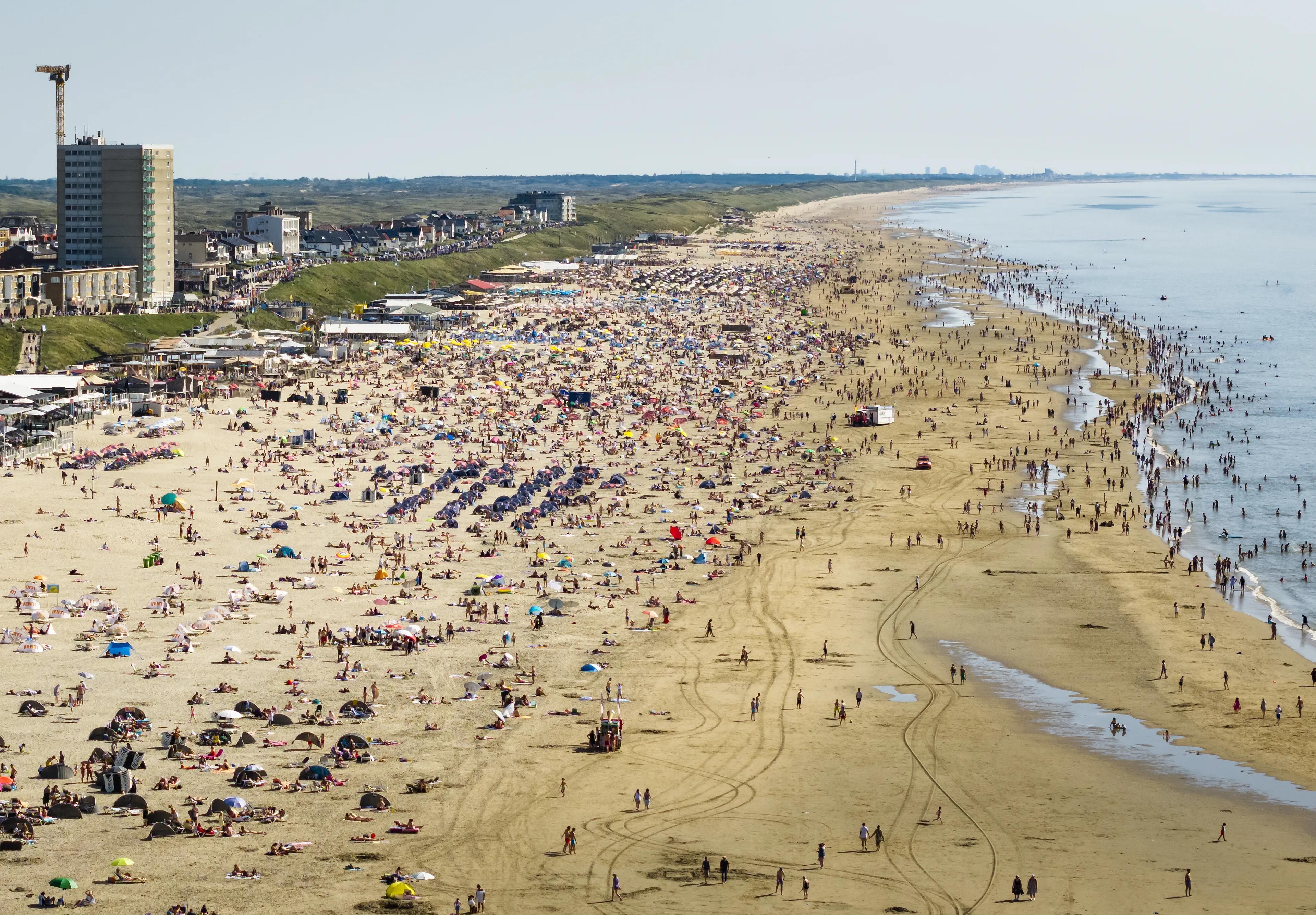 Noodverordening in Zandvoort na dagen onrust: 'Stevig en direct optreden'