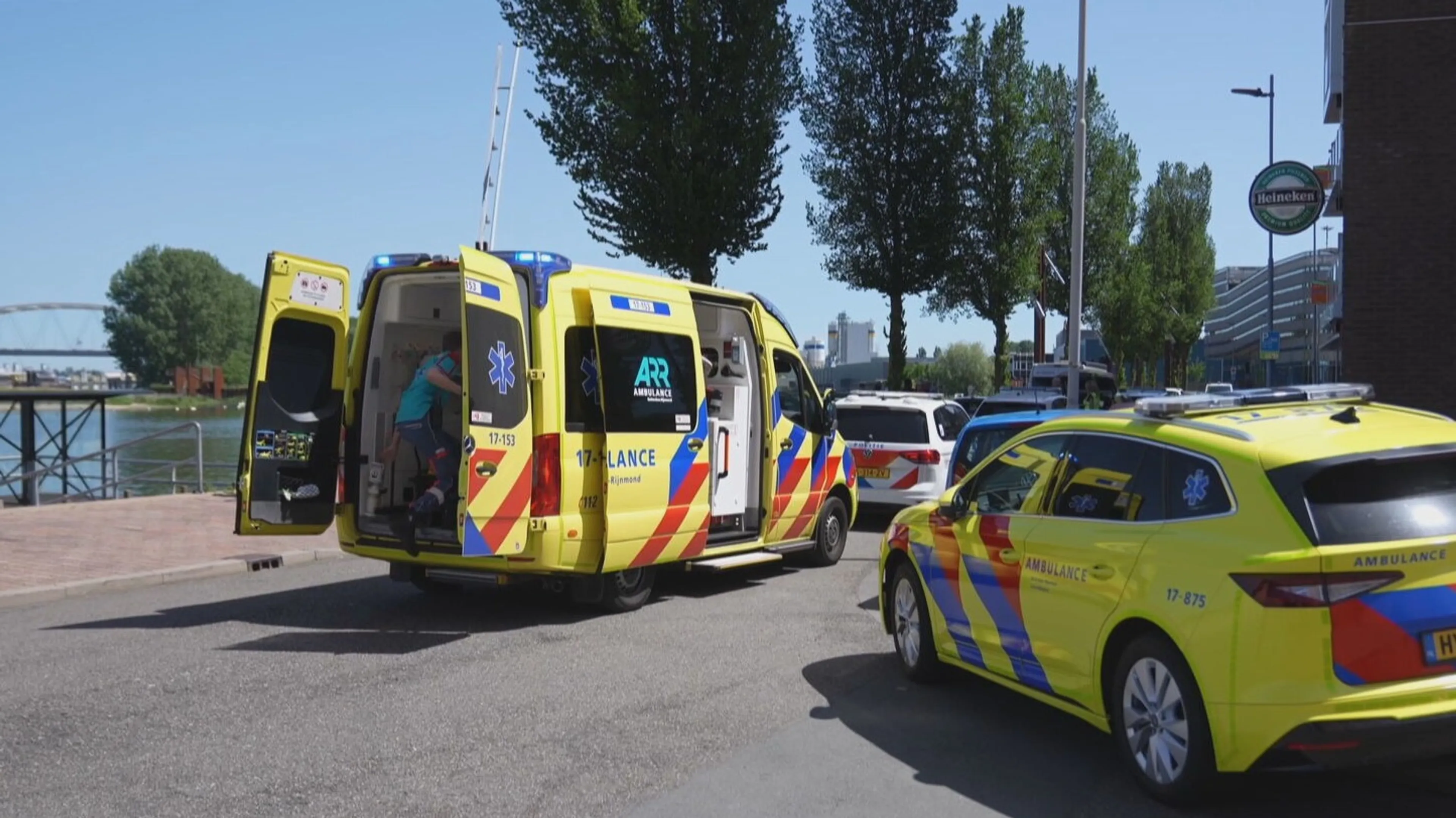 Overleden vrouw gevonden in huis Rotterdam, man aangehouden