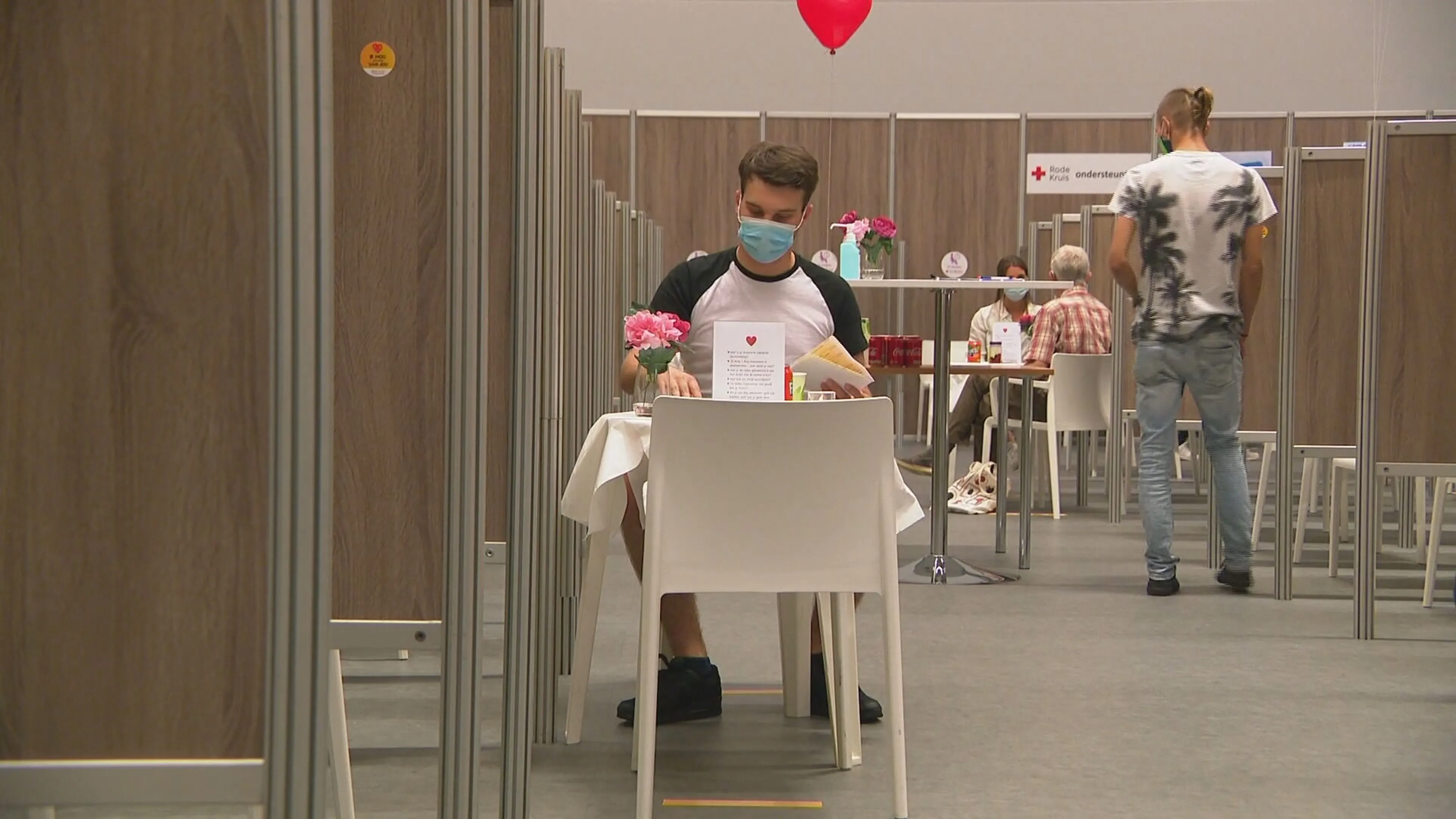 Veel vaccin, weinig liefde tijdens Sjansen met Janssen in Haarlem