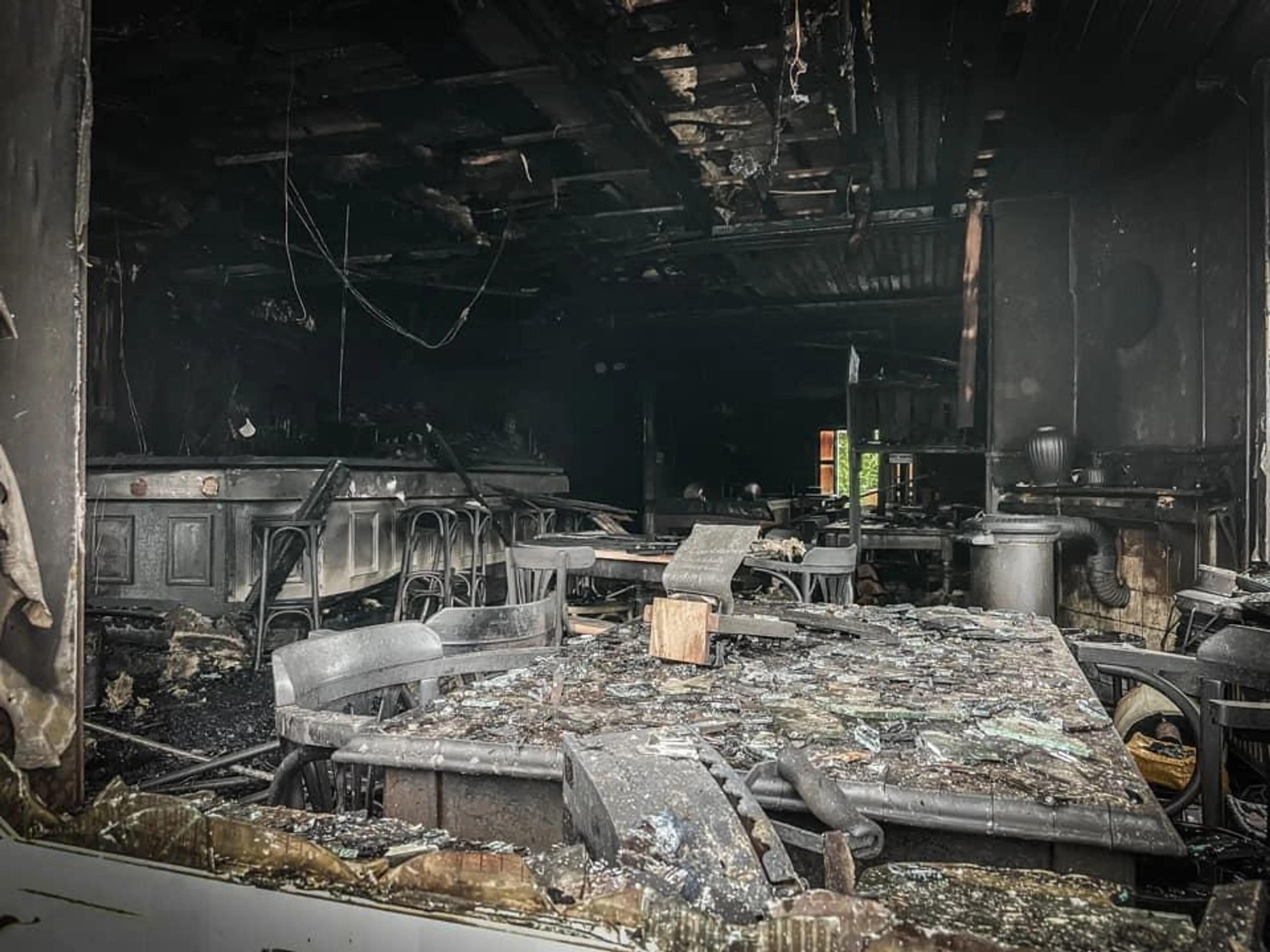 Enige café in Geijsteren verwoest door brand: 'Alsof je woonkamer in brand heeft gestaan'