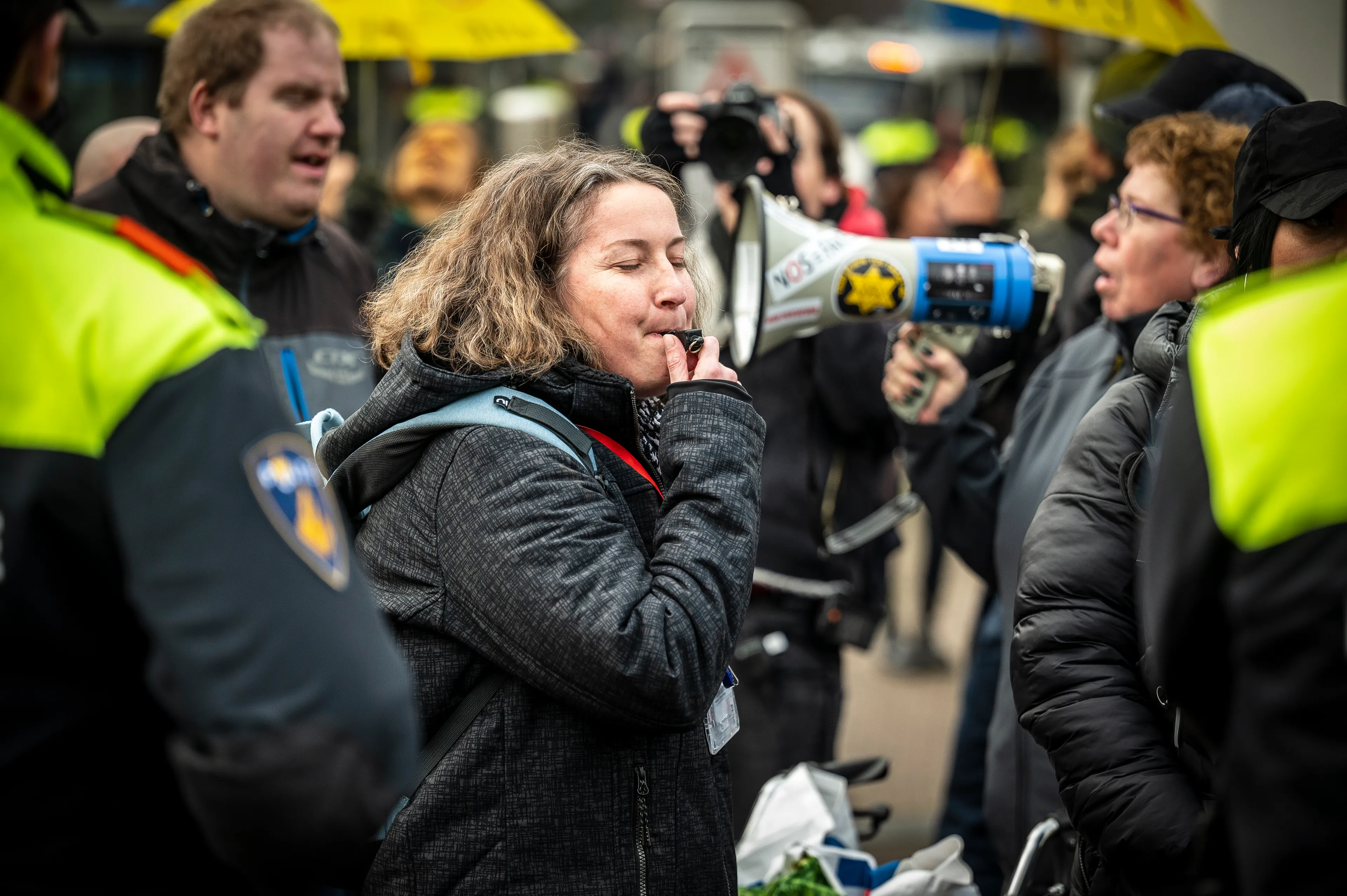 Geen lawaaiprotest te horen tijdens bordesfoto: 'Ze waren te laat'