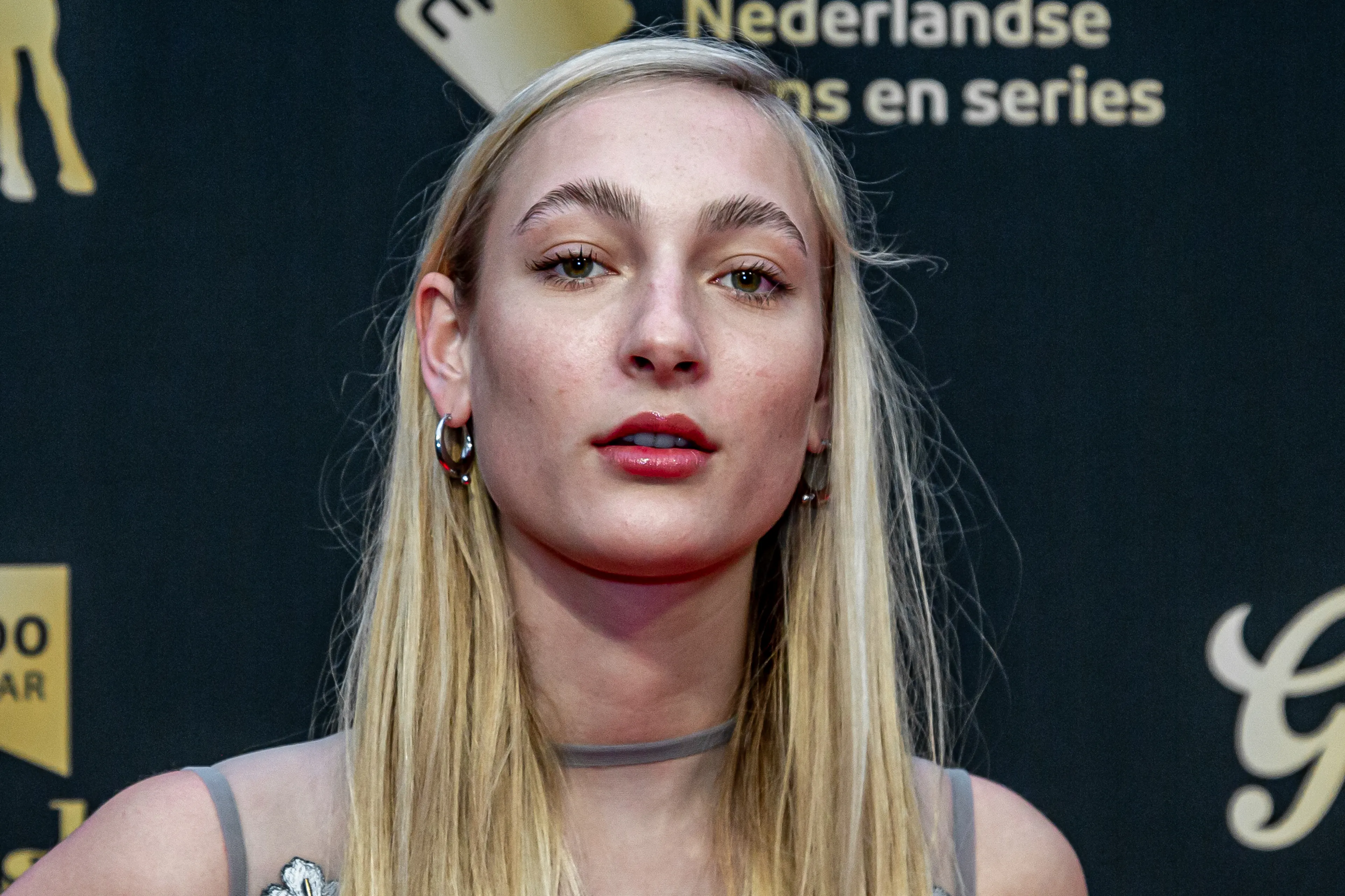 S10 staat stil bij overlijden tweelingbroer: 'Wat gaan wij jou missen'