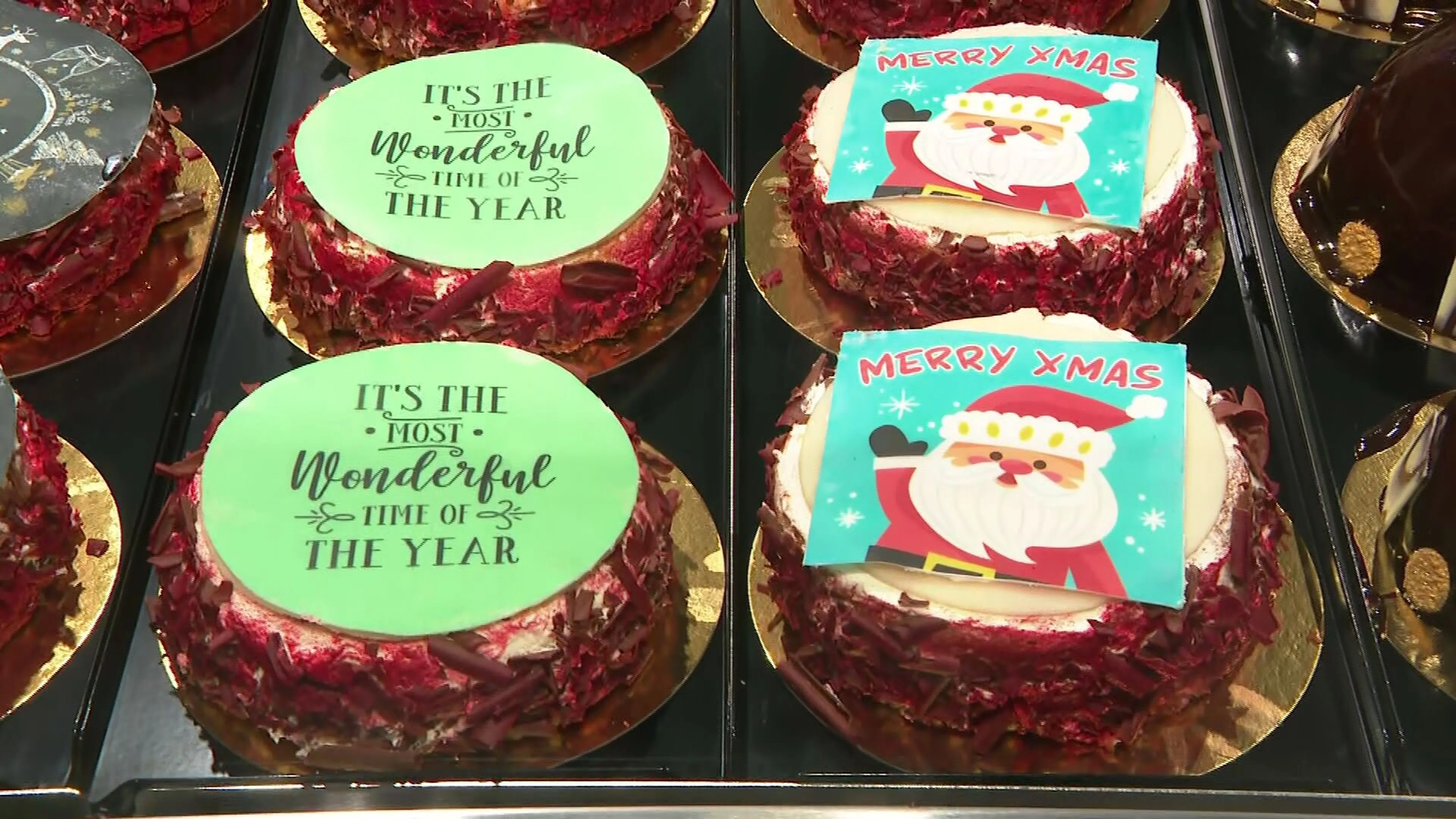 Drukte bij bakker en slager op laatste ochtend voor kerst