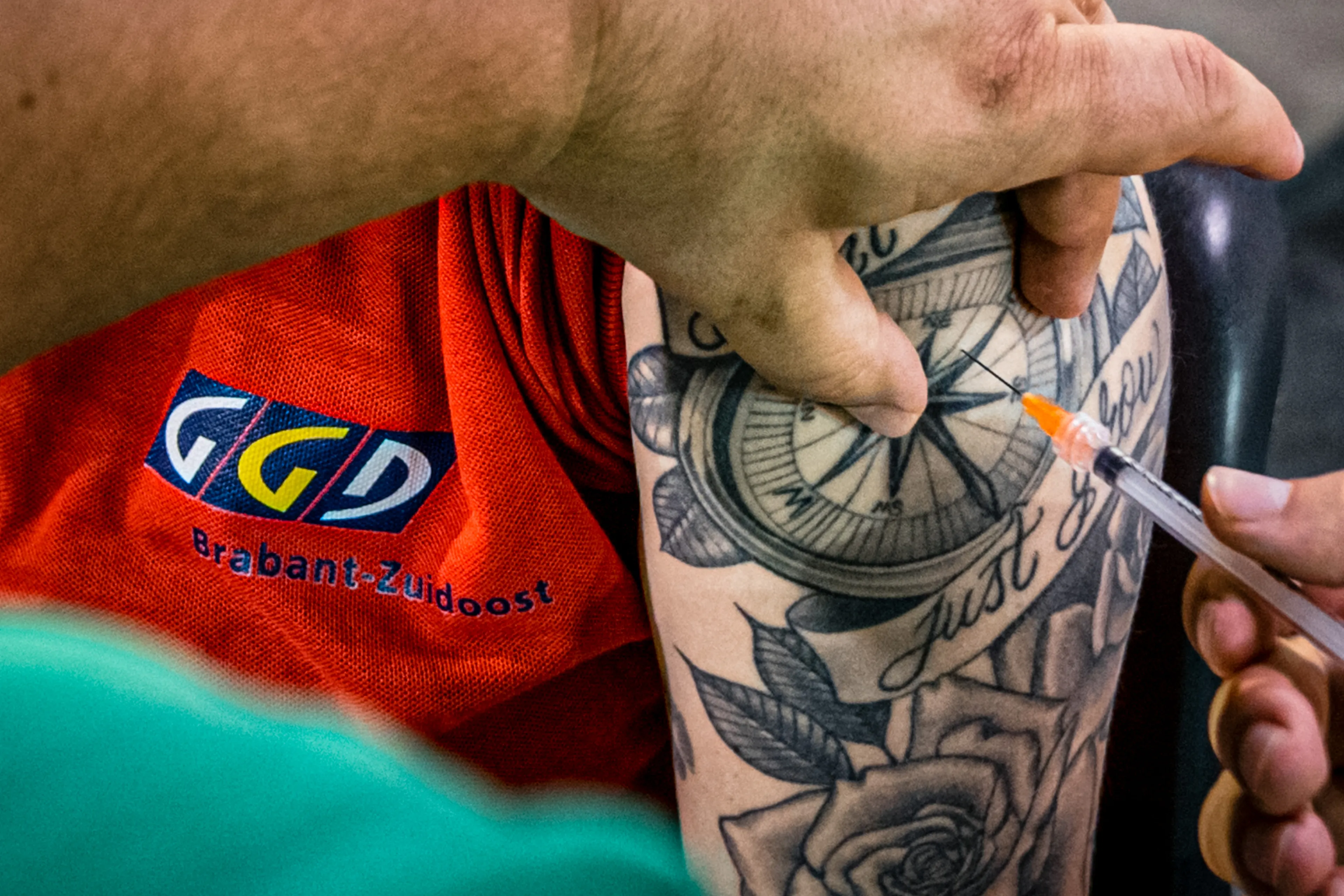 Coronavaccin leidt tot klachten bij mensen met een tatoeage