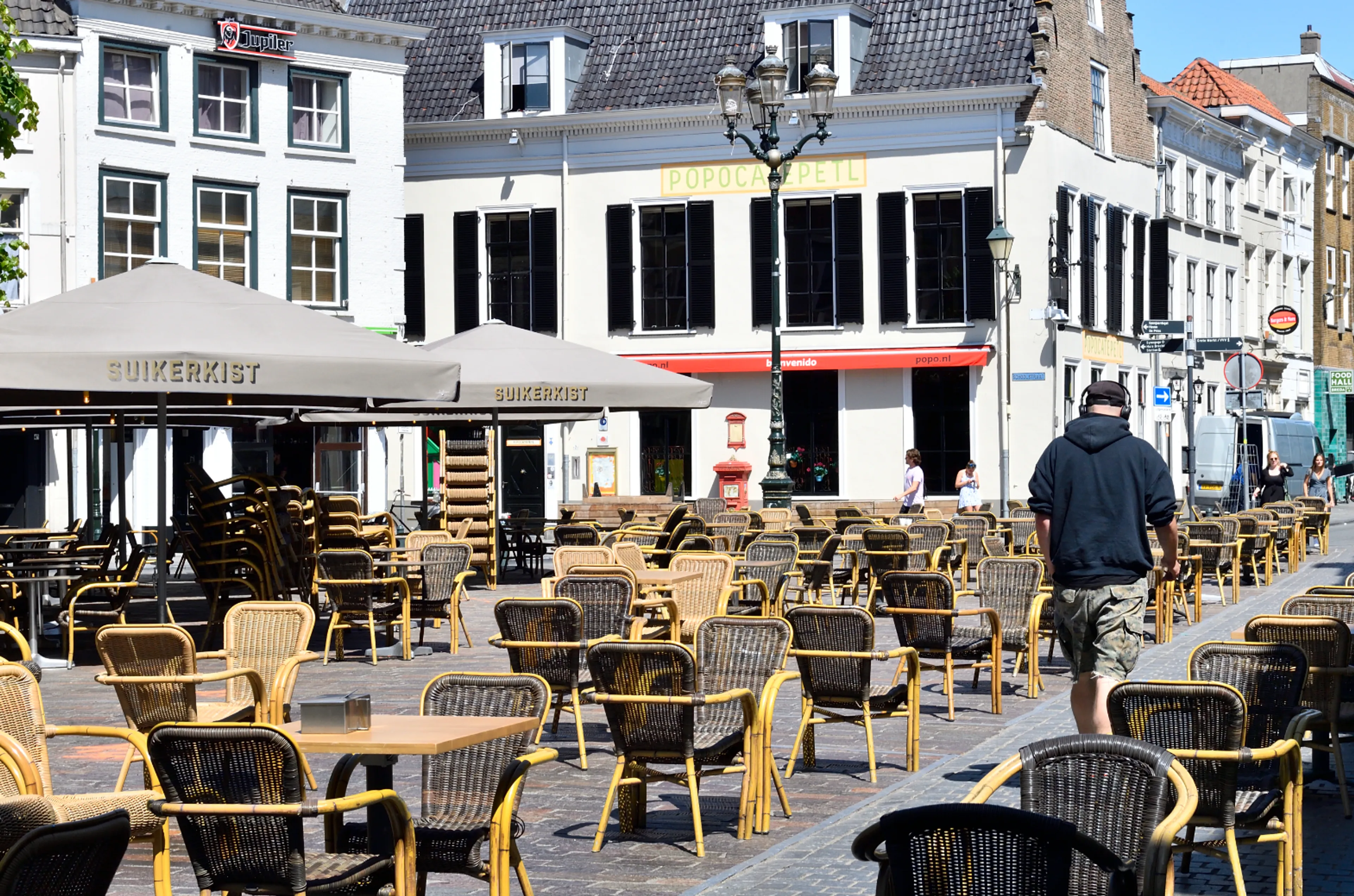 De terrassen gaan weer open! Aan deze regels moet je je houden