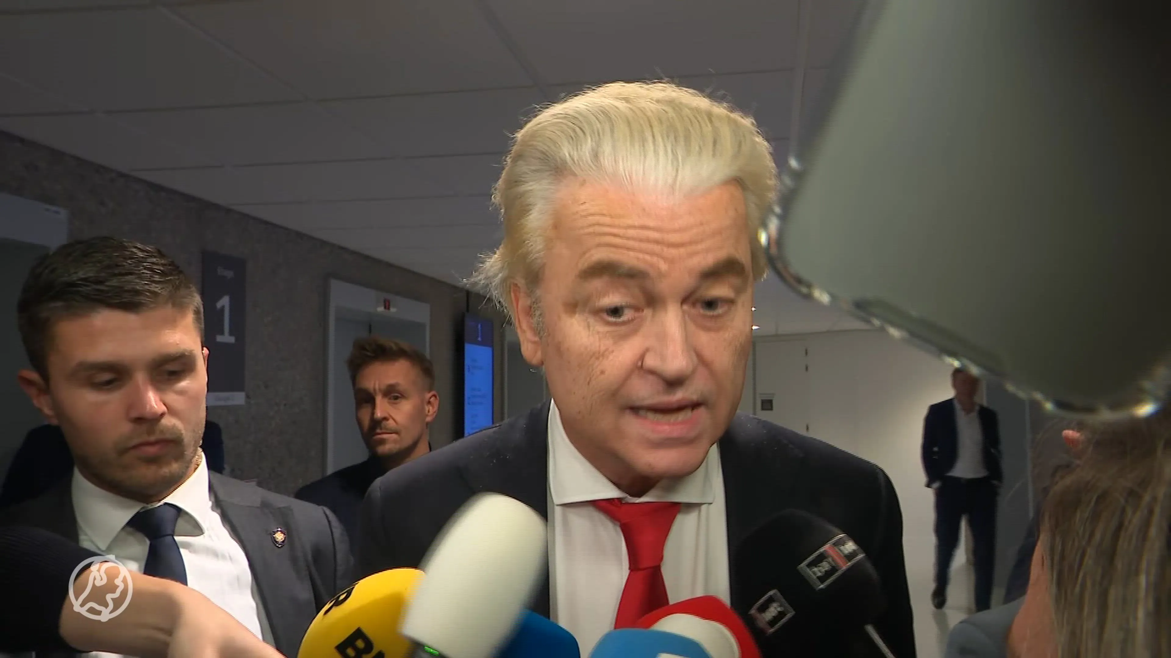 Wilders: weet niet of kabinet asielnoodwet had overleefd