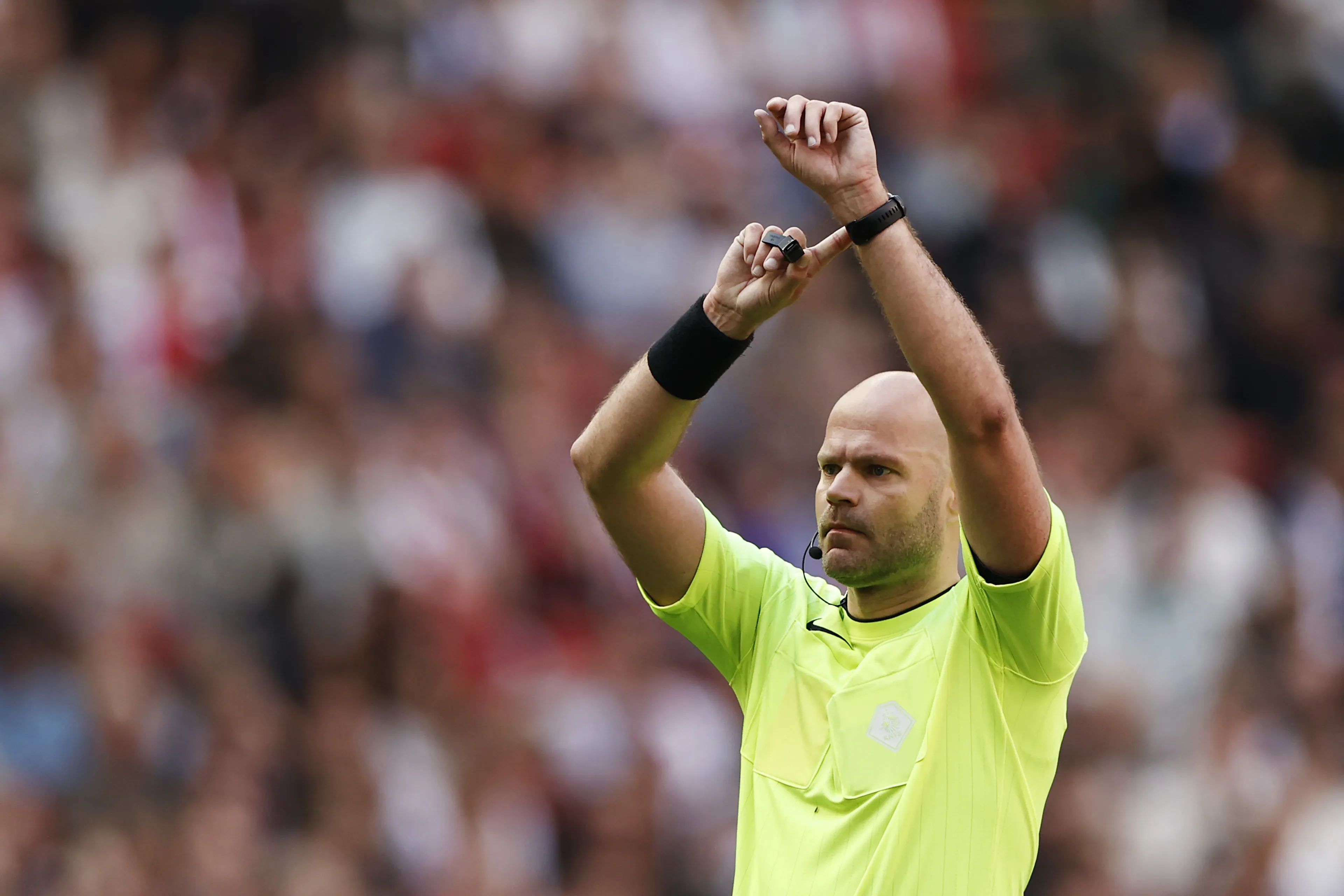 Voetbalscheidsrechter Rob Dieperink op 38-jarige leeftijd overleden