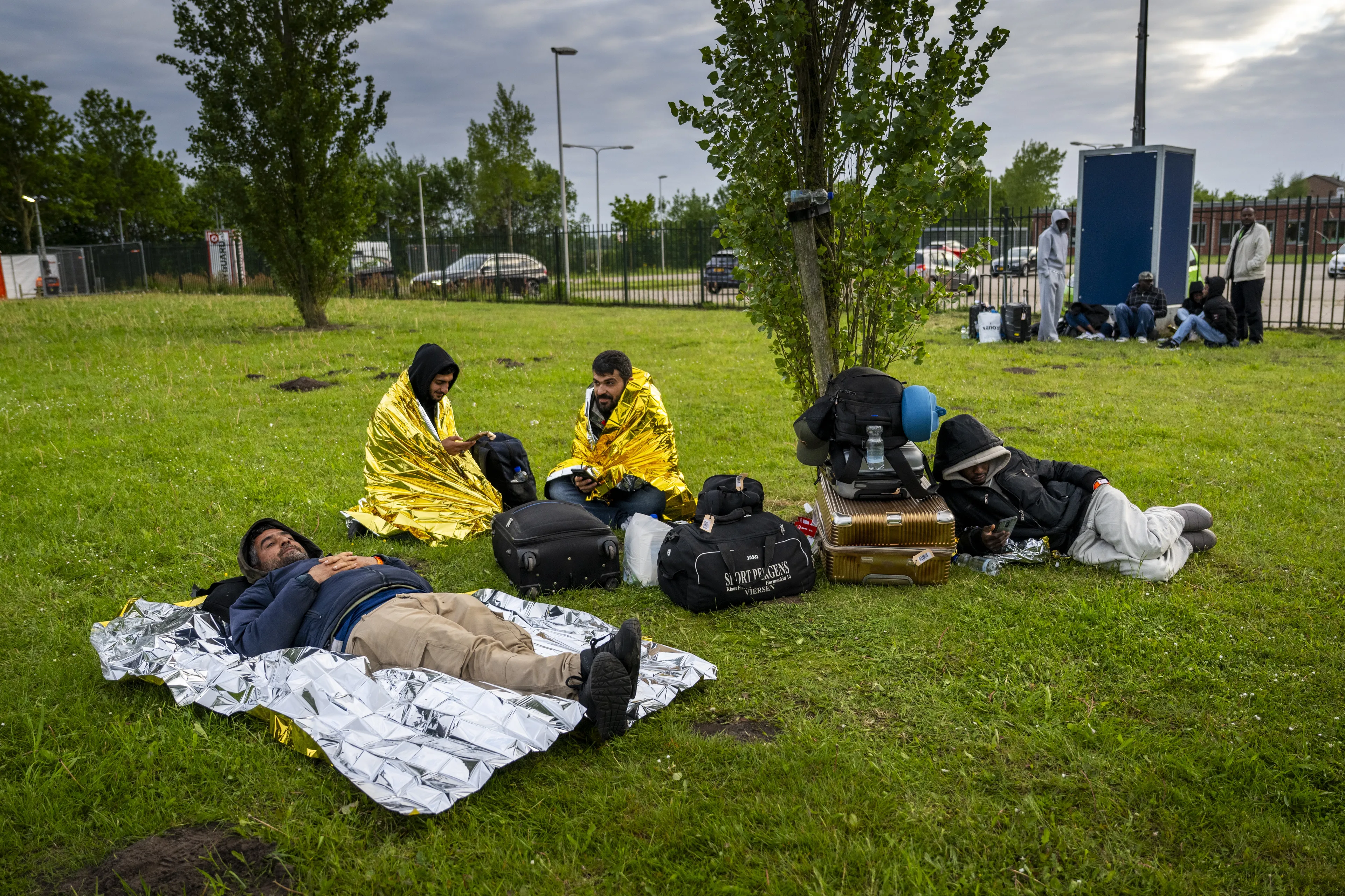 Amsterdam vangt 230 extra vluchtelingen op om situatie Ter Apel