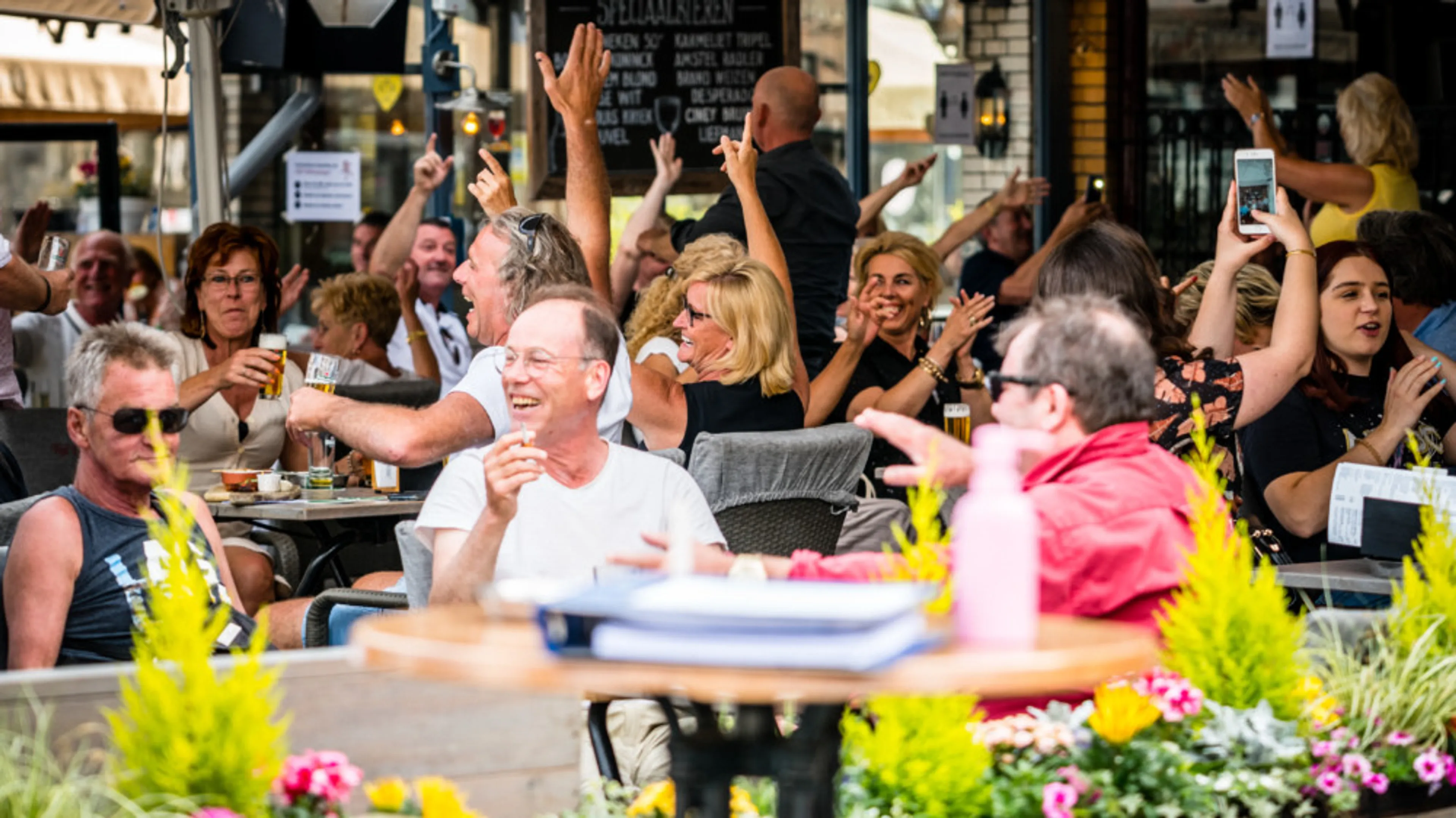 Kwart Nederlanders zou horeca mijden bij riskeren boete