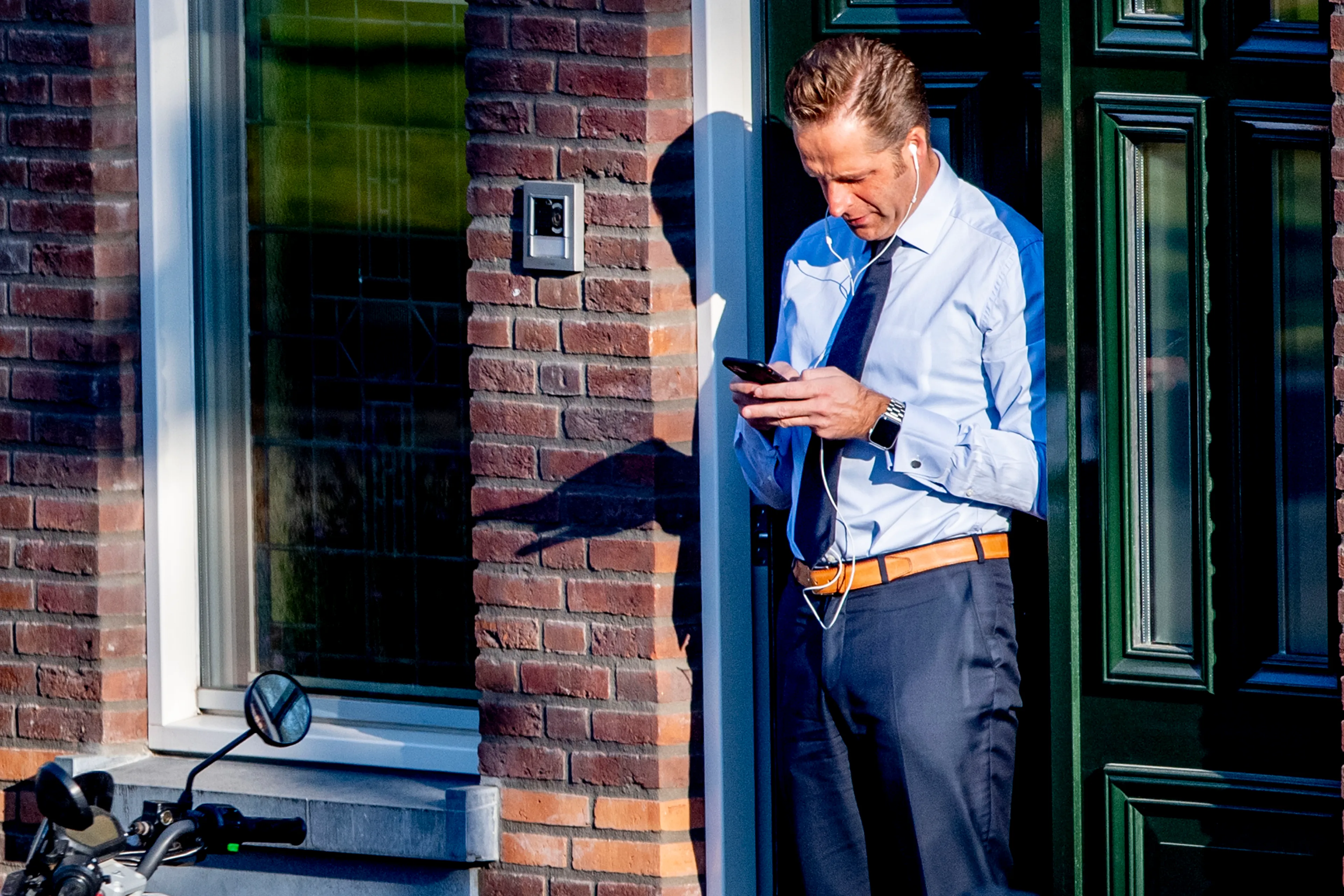 19-jarige man krijgt taakstraf voor bedreigen minister Hugo de Jonge en zijn dochter