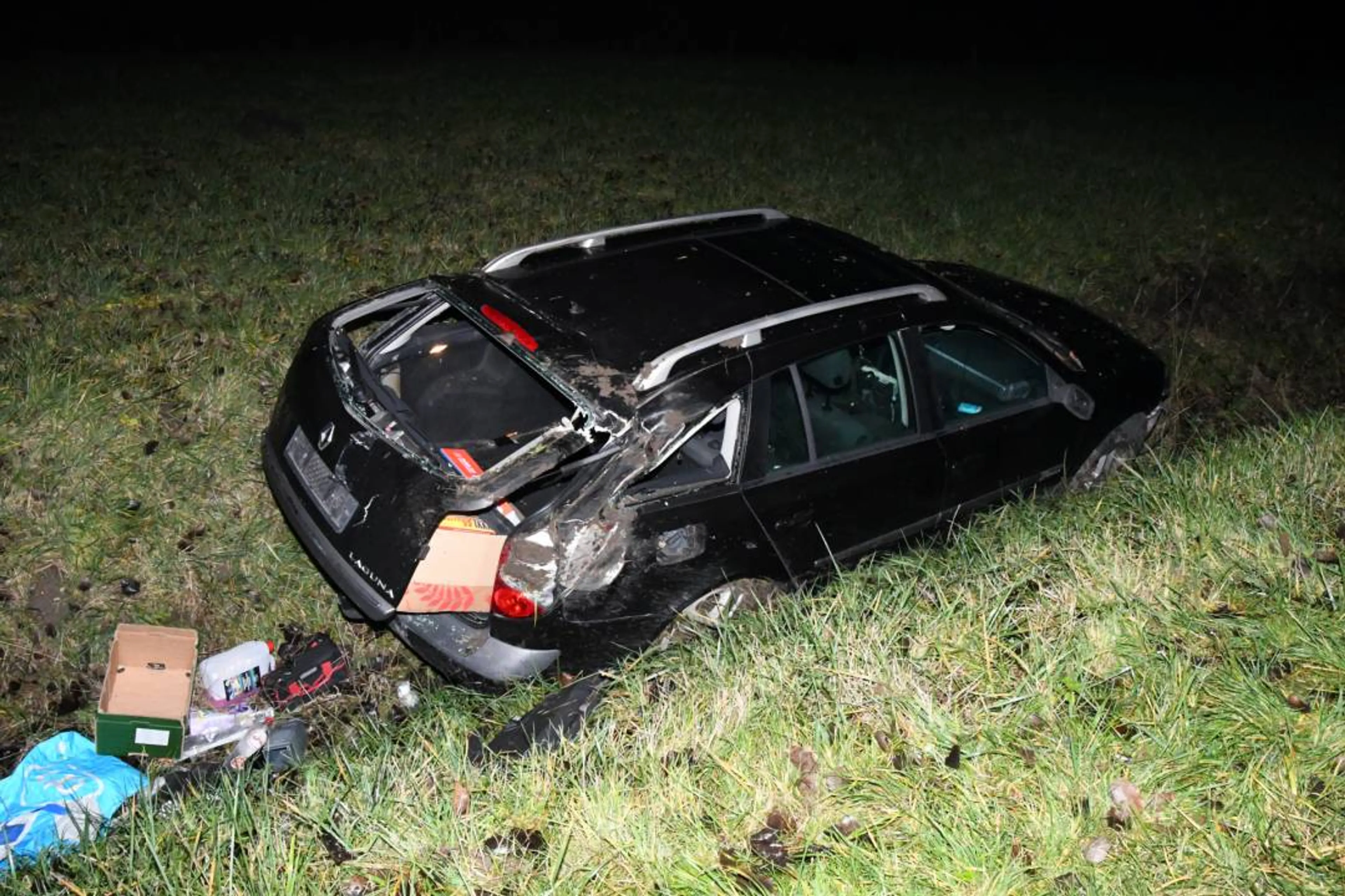 Neergeschoten Nederlander in Antwerpen uit auto gegooid, vluchtauto gevonden in Zeeland