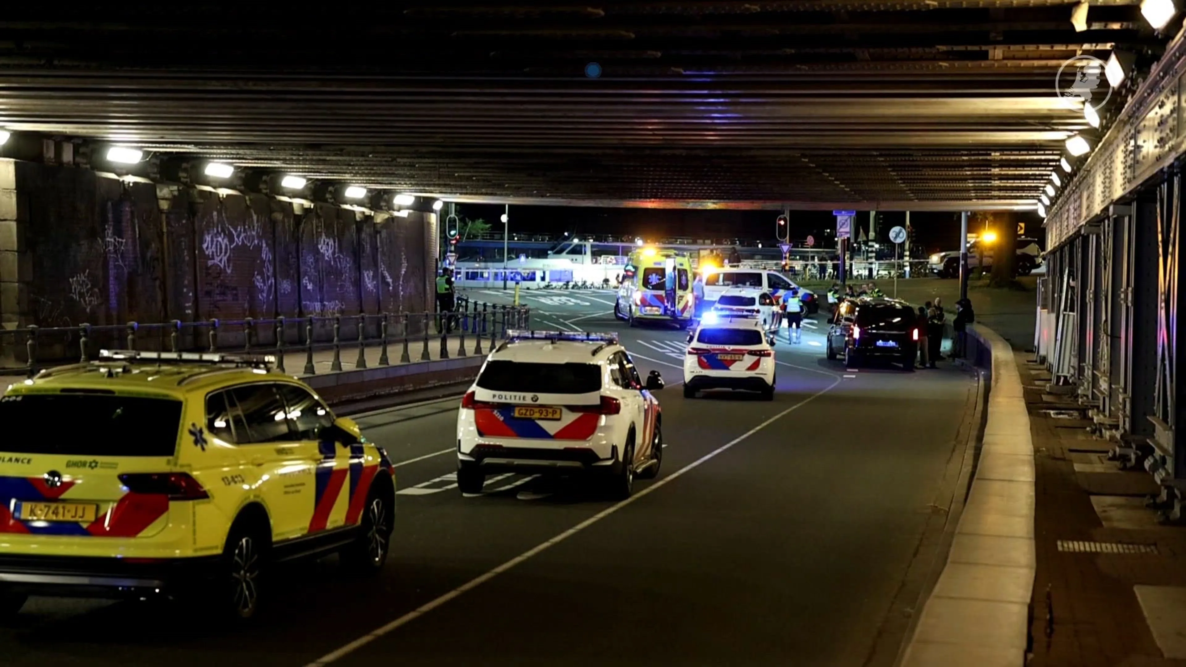 Dode na nachtelijk ongeval vlakbij Centraal Station Amsterdam