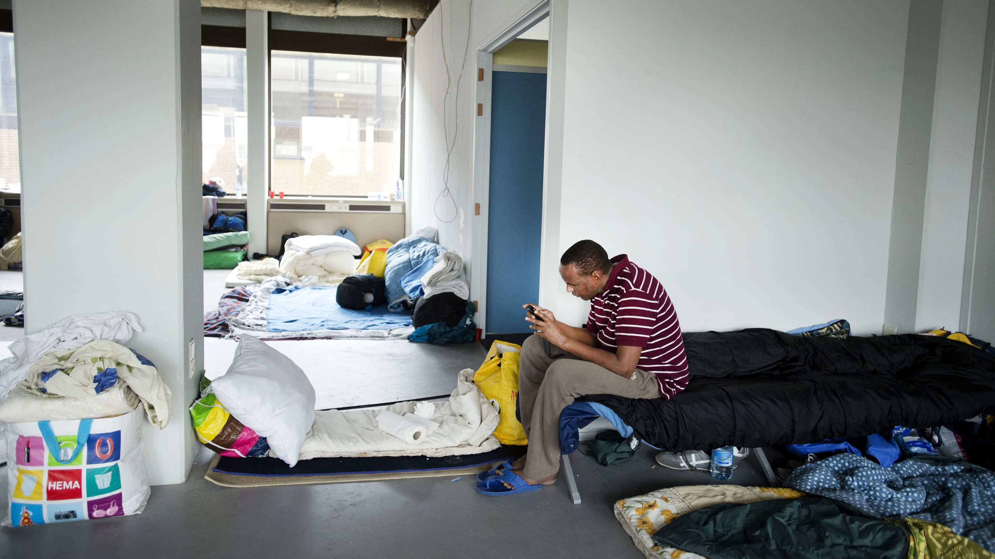 Twijfelende partijen geven tóch groen licht strafbaarheid op illegaliteit