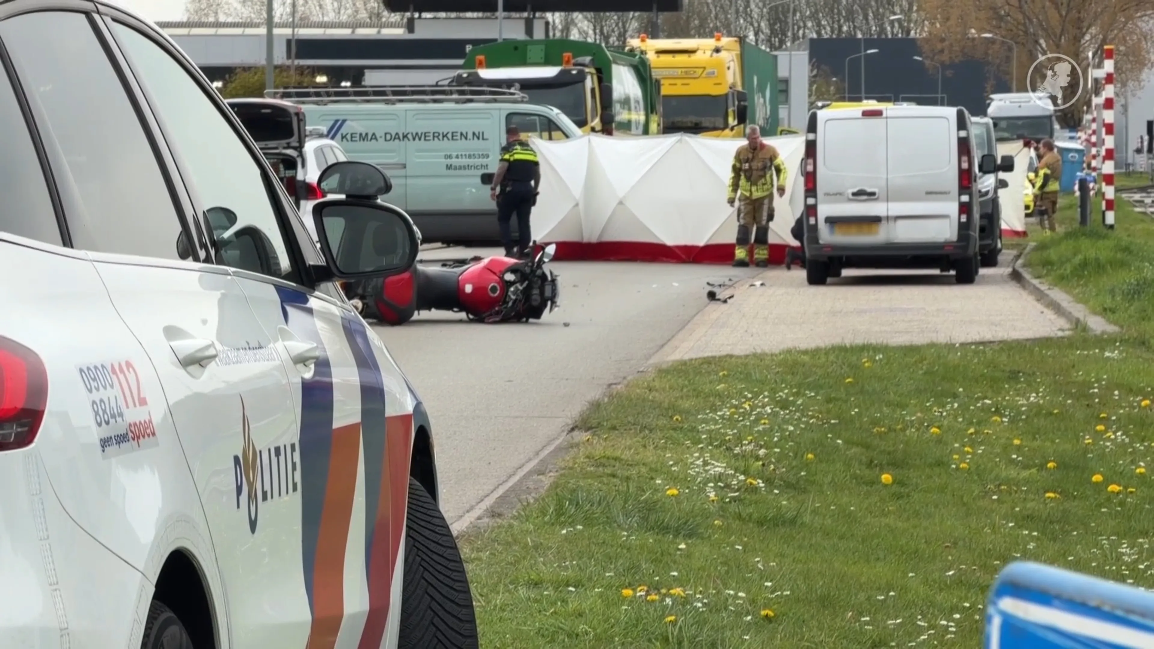 Motorrijder komt om bij zwaar ongeval met bestelbus in Maastricht