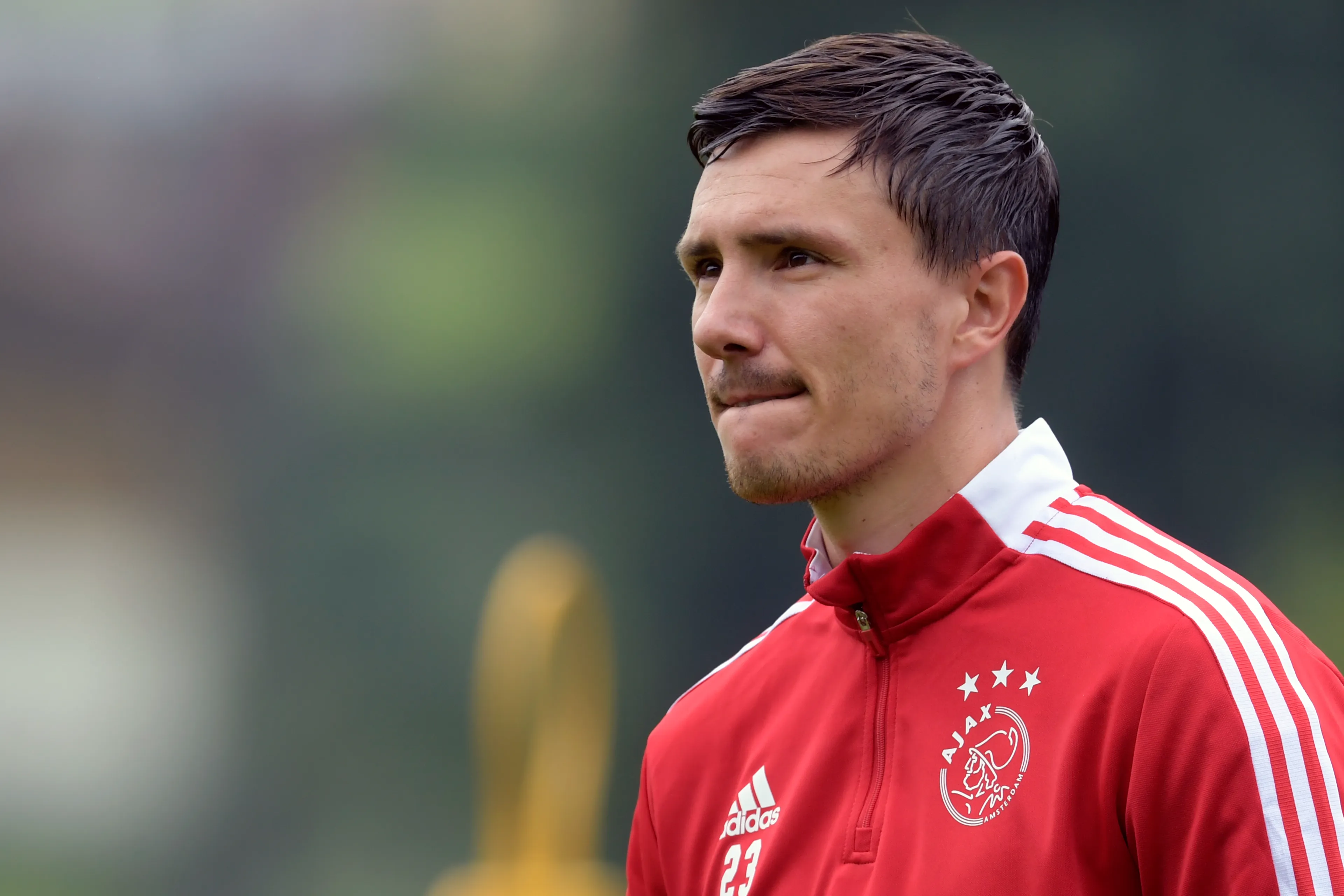 Berghuis slaat voetbalsupporter na nederlaag Ajax