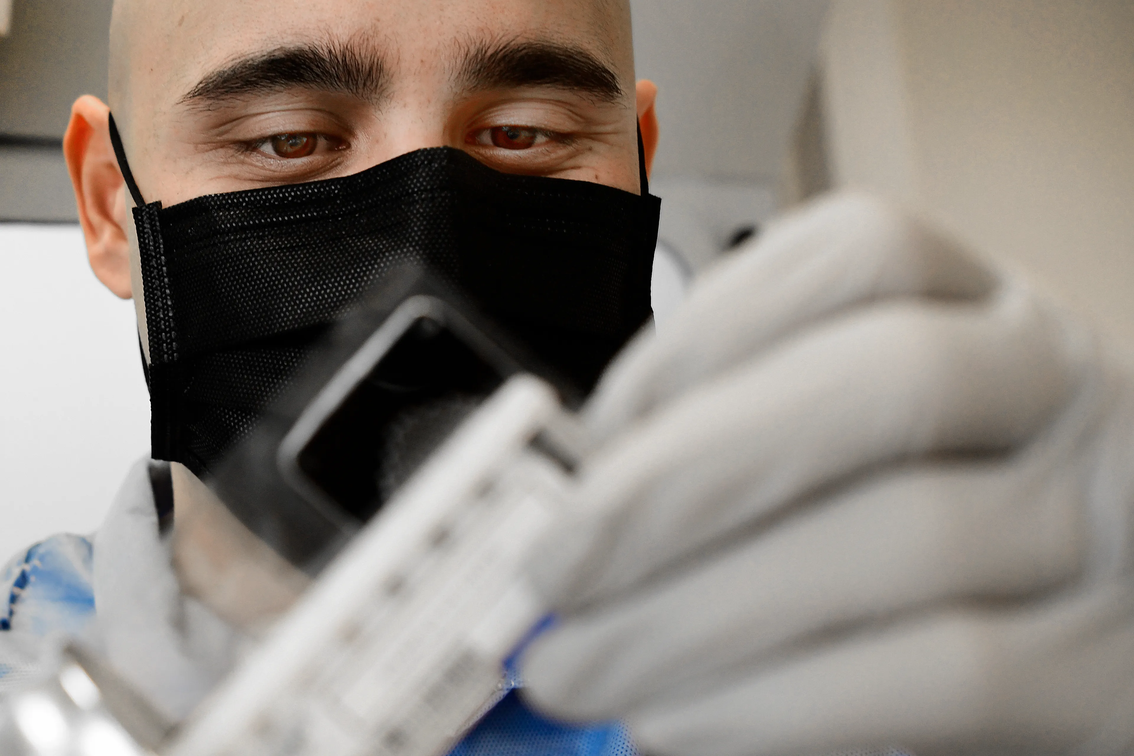 Eerste testresultaten van gereserveerd Brits coronavaccin AZD1222 gedeeld