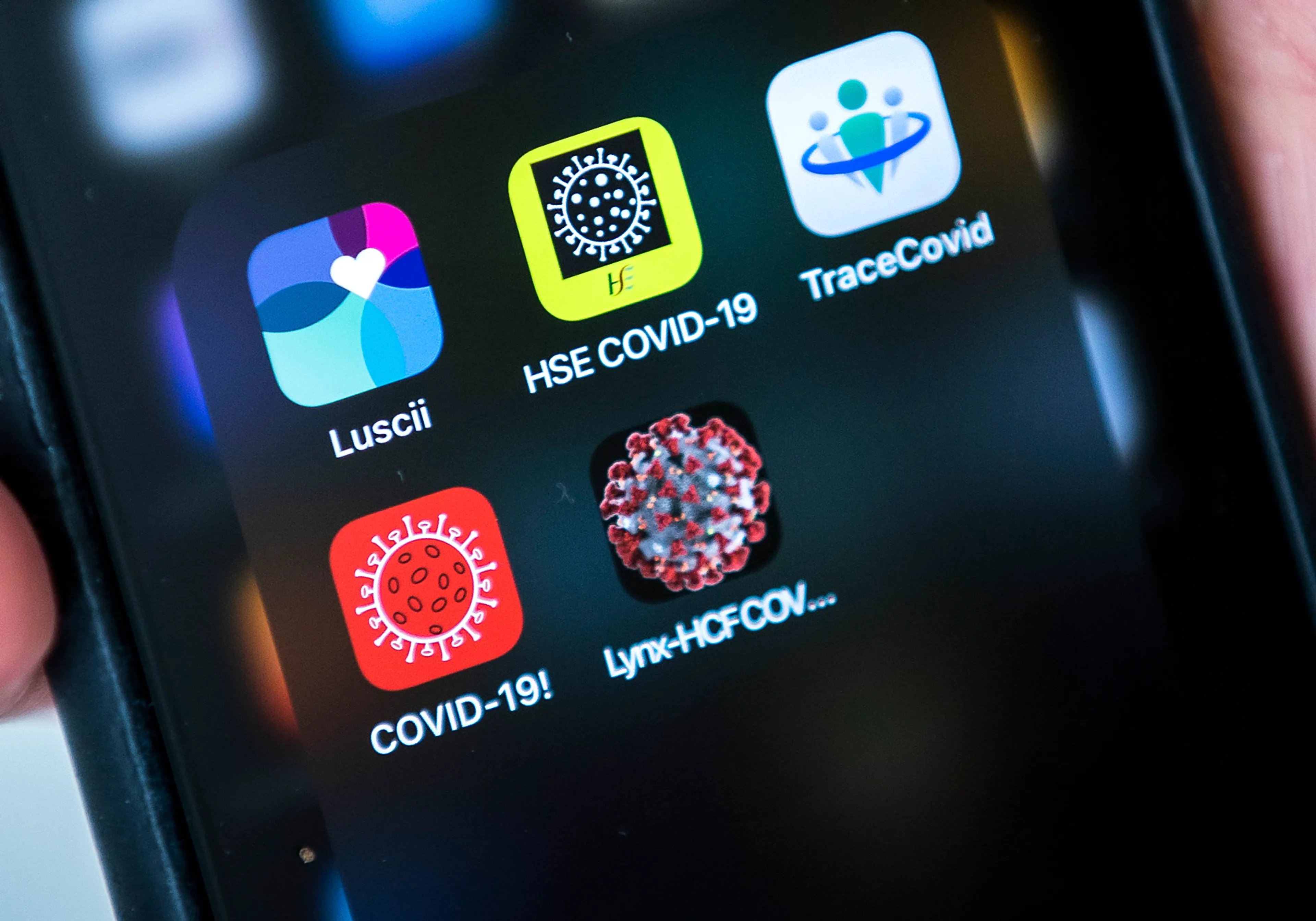 Overheid maakt nieuwe corona-app met nieuw team, eind mei eerste test