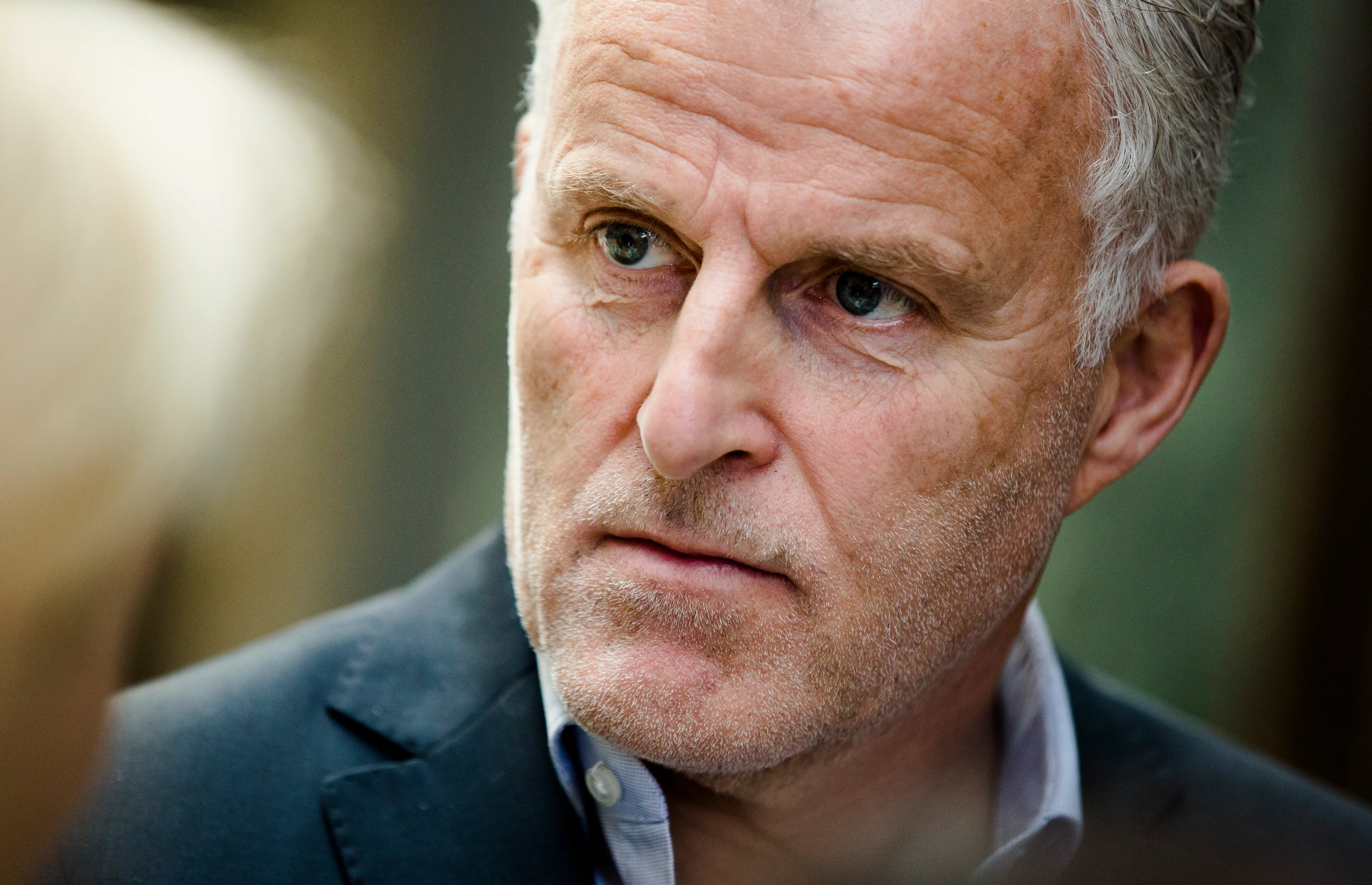 Eerbetoon aan Peter R. de Vries in extra uitzending Shownieuws