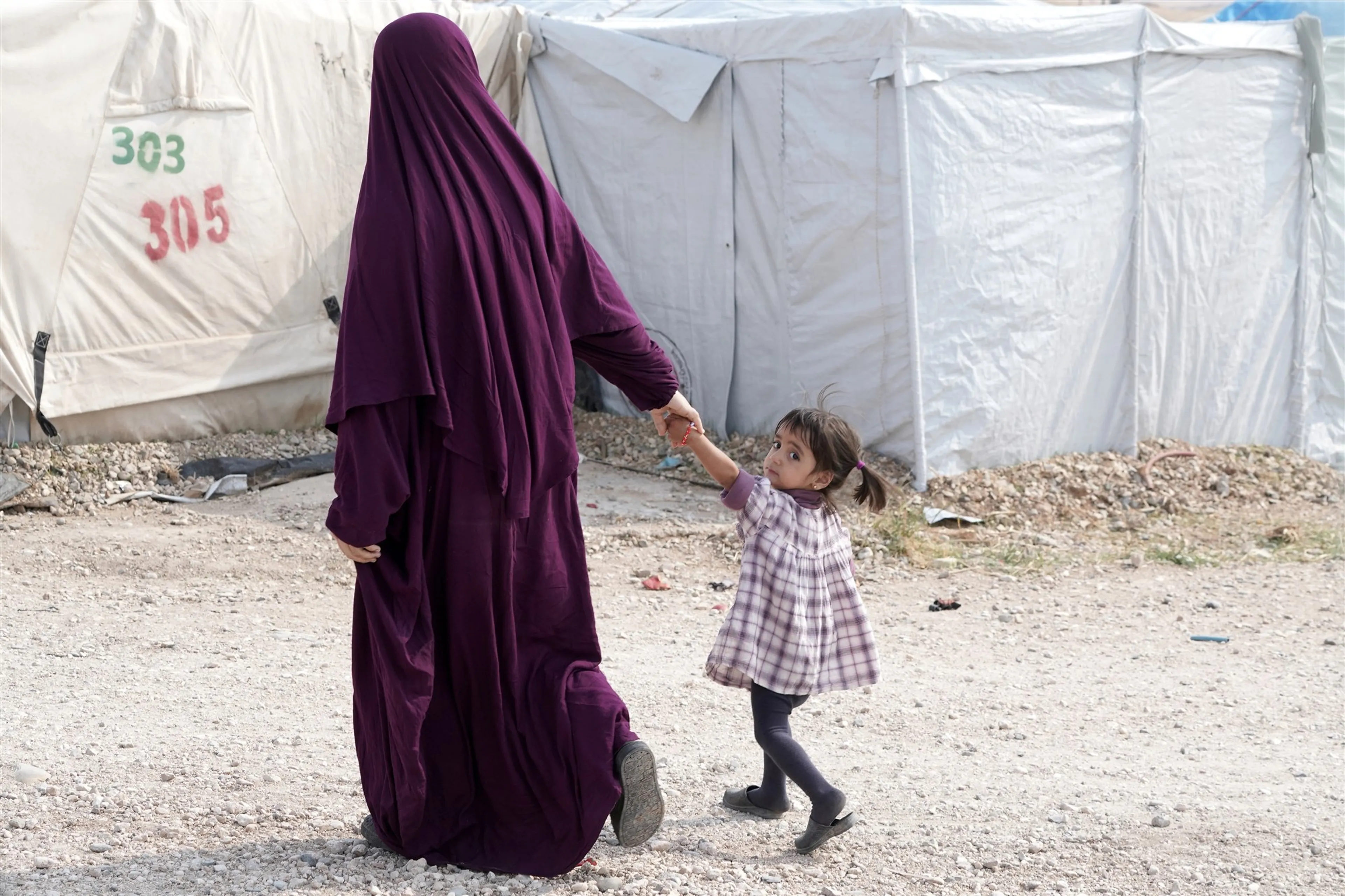 Twee vrouwen vast na terugkeer uit Syrië