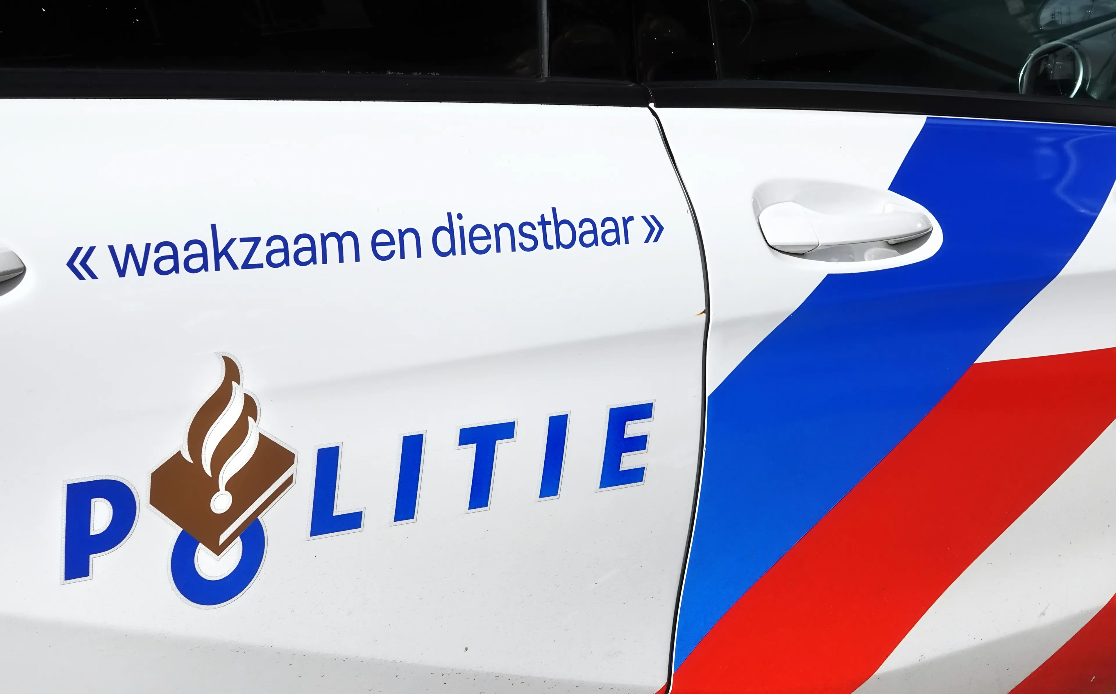 Politie deelt foto vermist meisje (12) uit Dieren