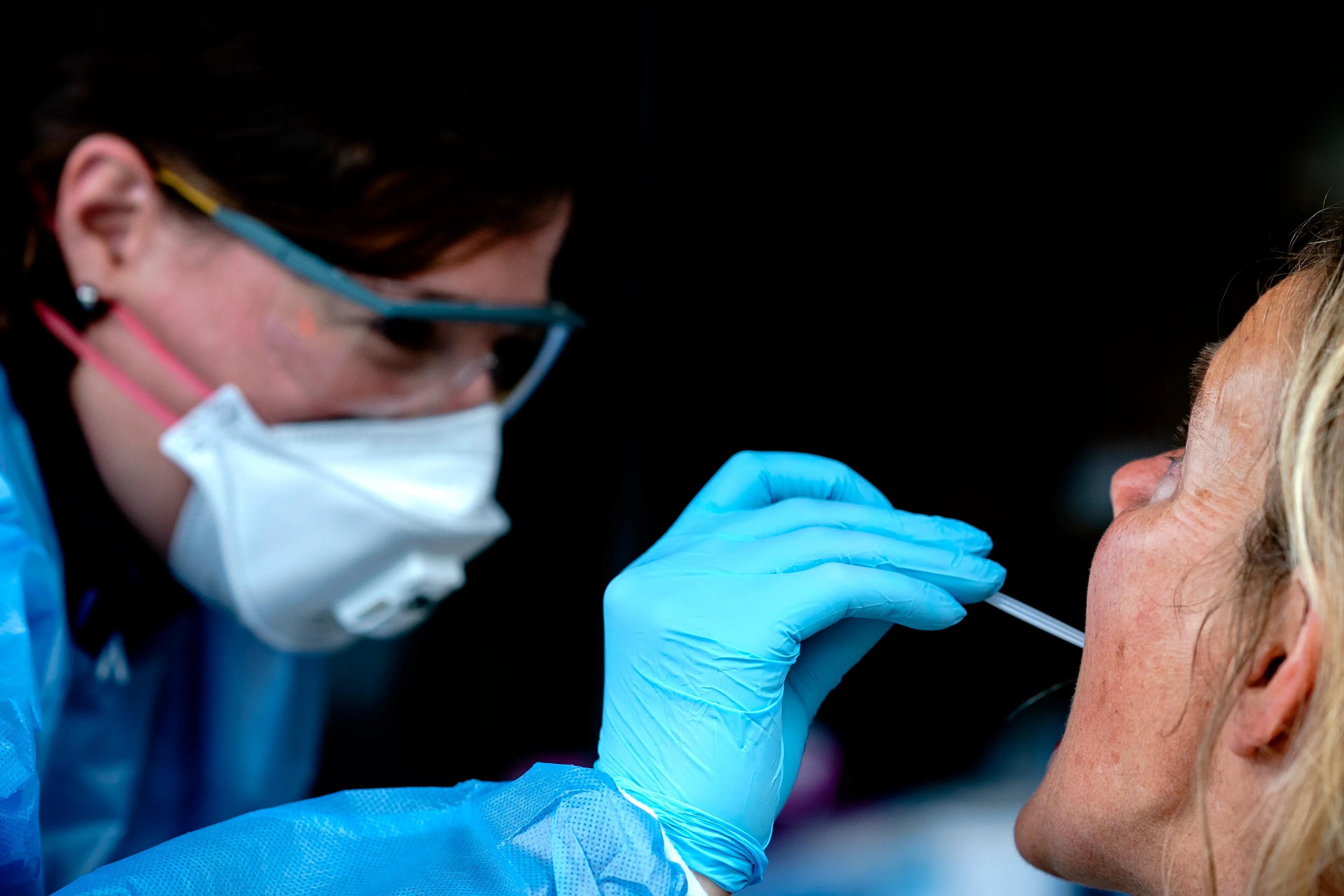 Vakantie in risicogebied? Mogelijk coronatest bij terugkomst