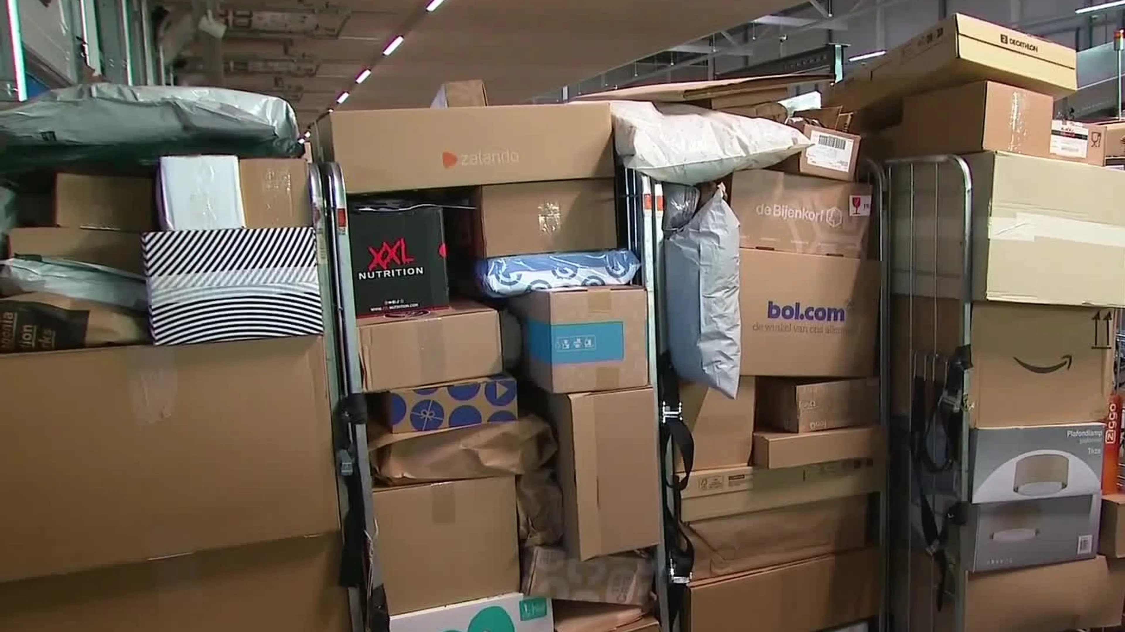 PostNL beleeft drukste dag ooit in aanloop naar Black Friday