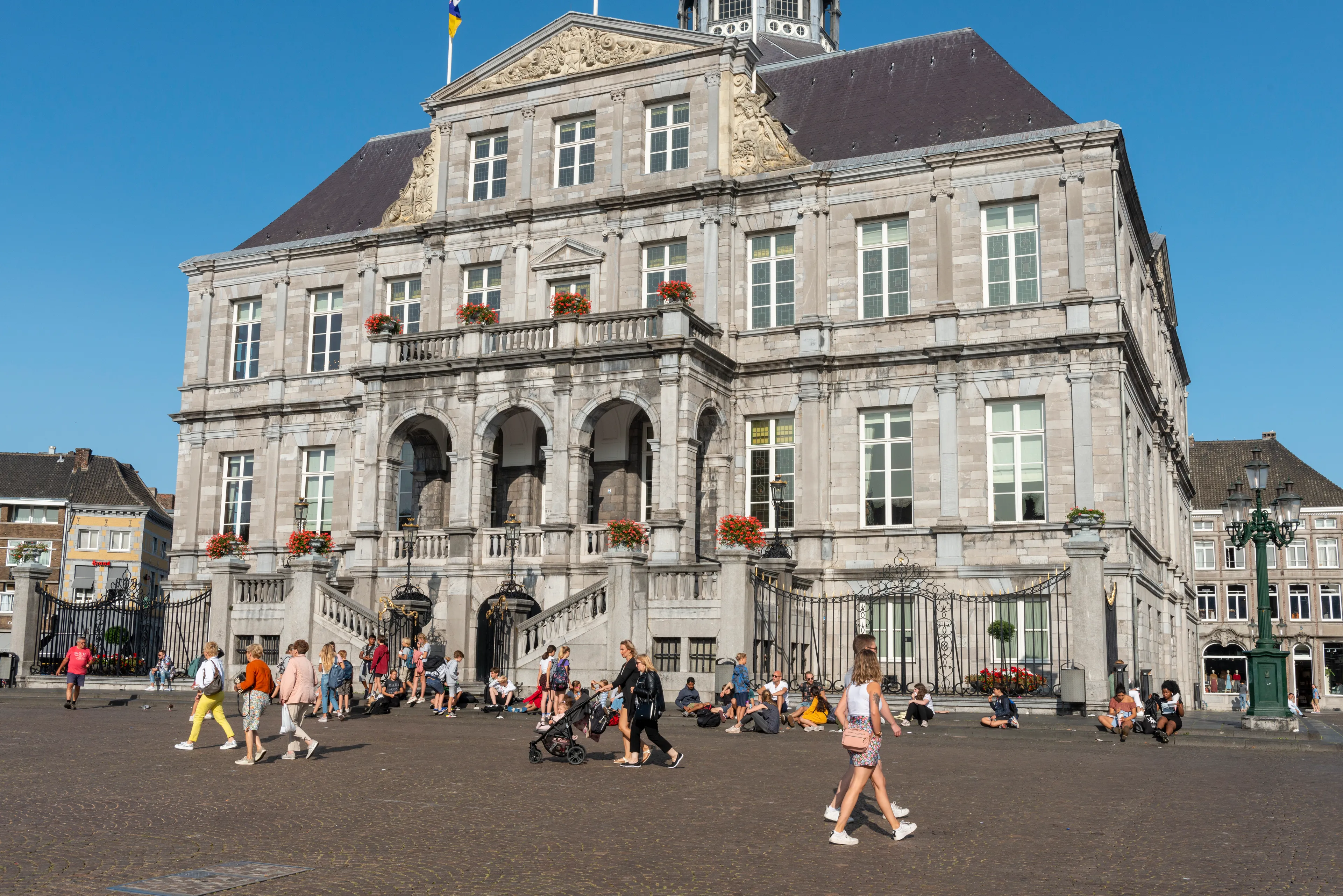 Impact corona grootst op grote steden: 'Ik hou mijn hart vast voor de ondernemers'