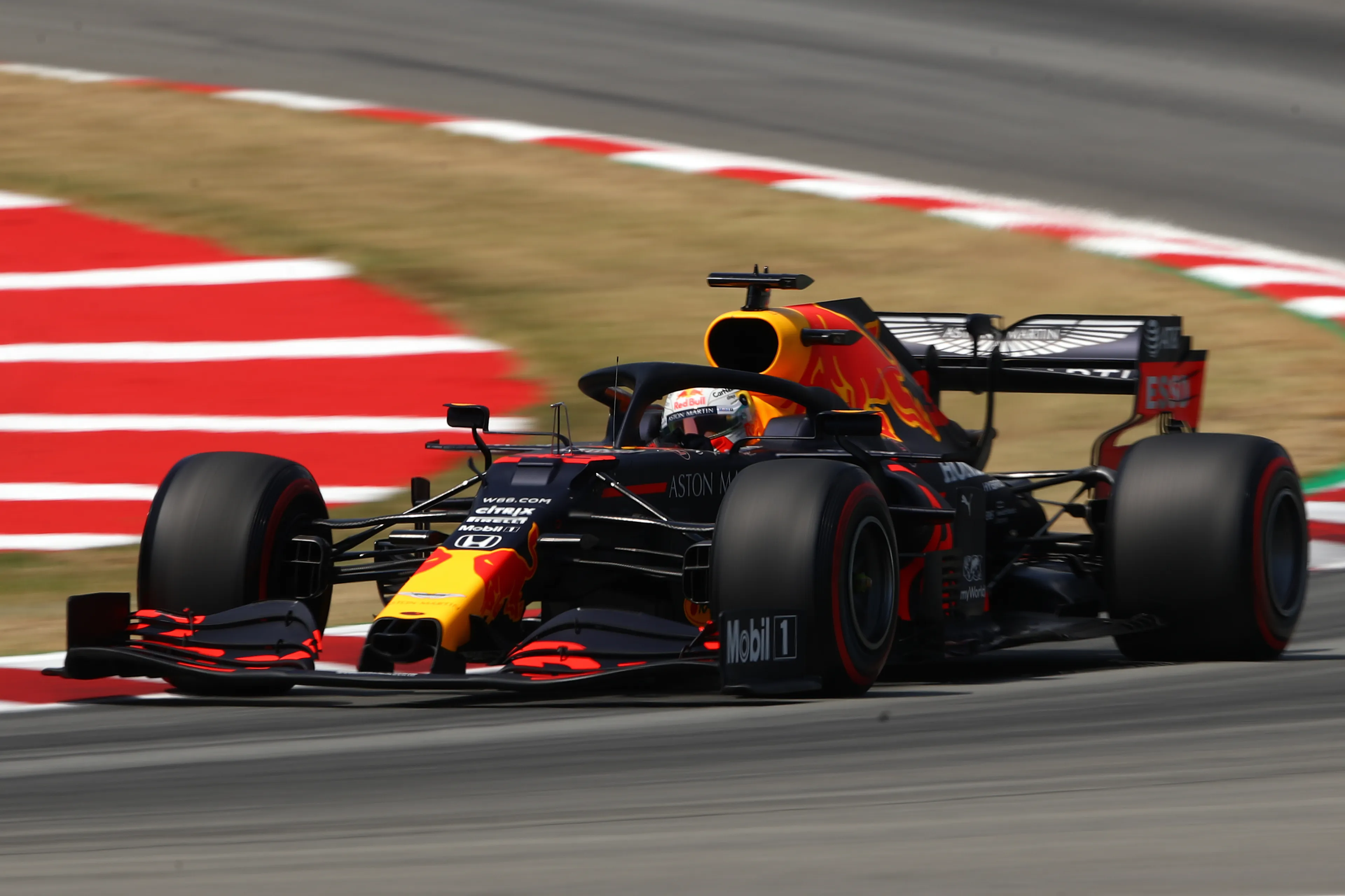 Verstappen start als derde tijdens Grote Prijs van Spanje