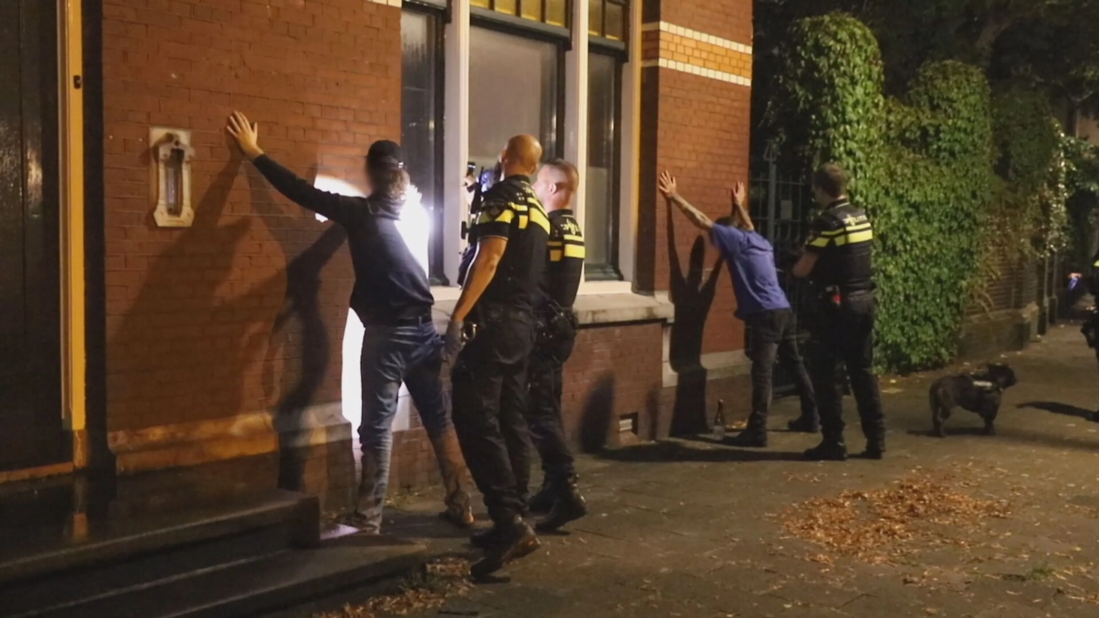 Steekpartij na ruzie in Den Haag, twee verdachten in de kraag gevat