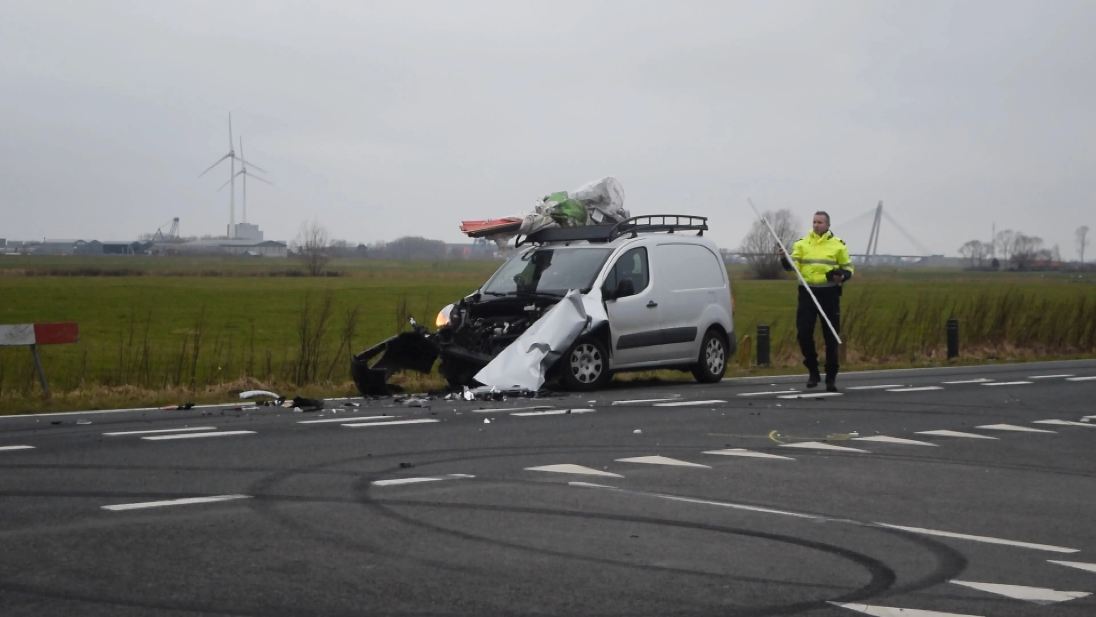 Twee kinderen gewond, waarvan een ernstig, door ongeval bij Kampen