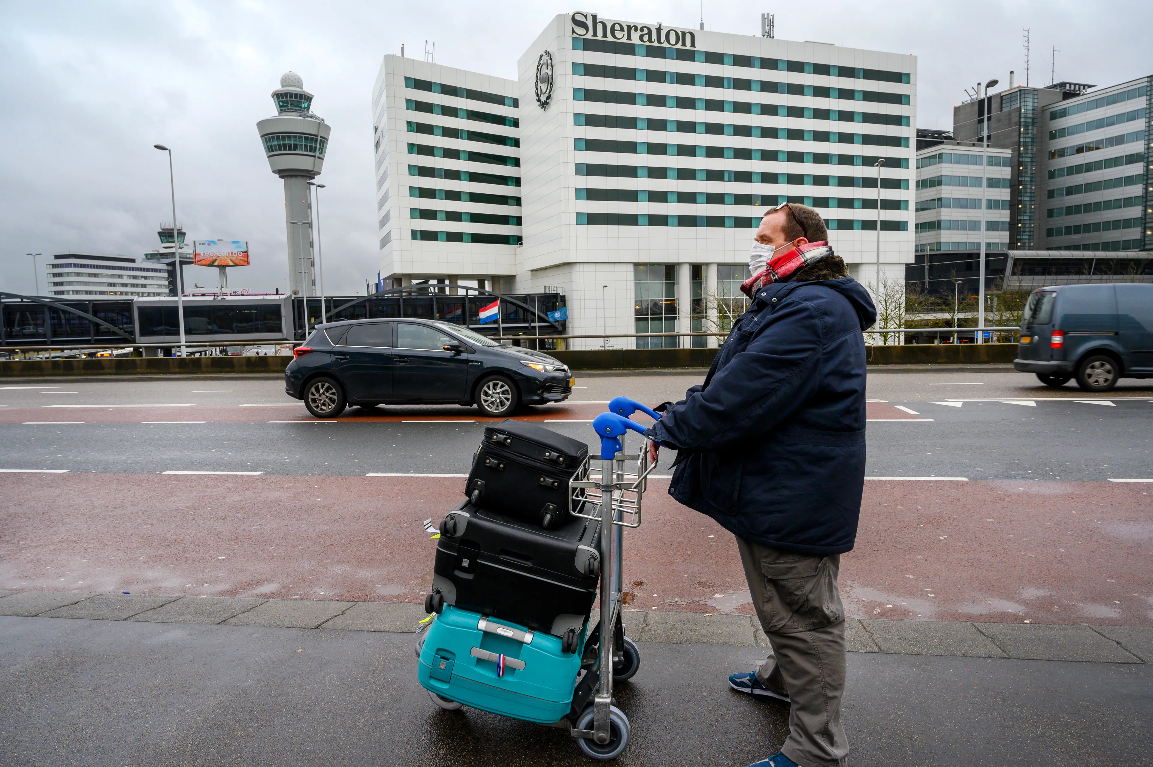 Bijna 100 Nederlanders getest op coronavirus