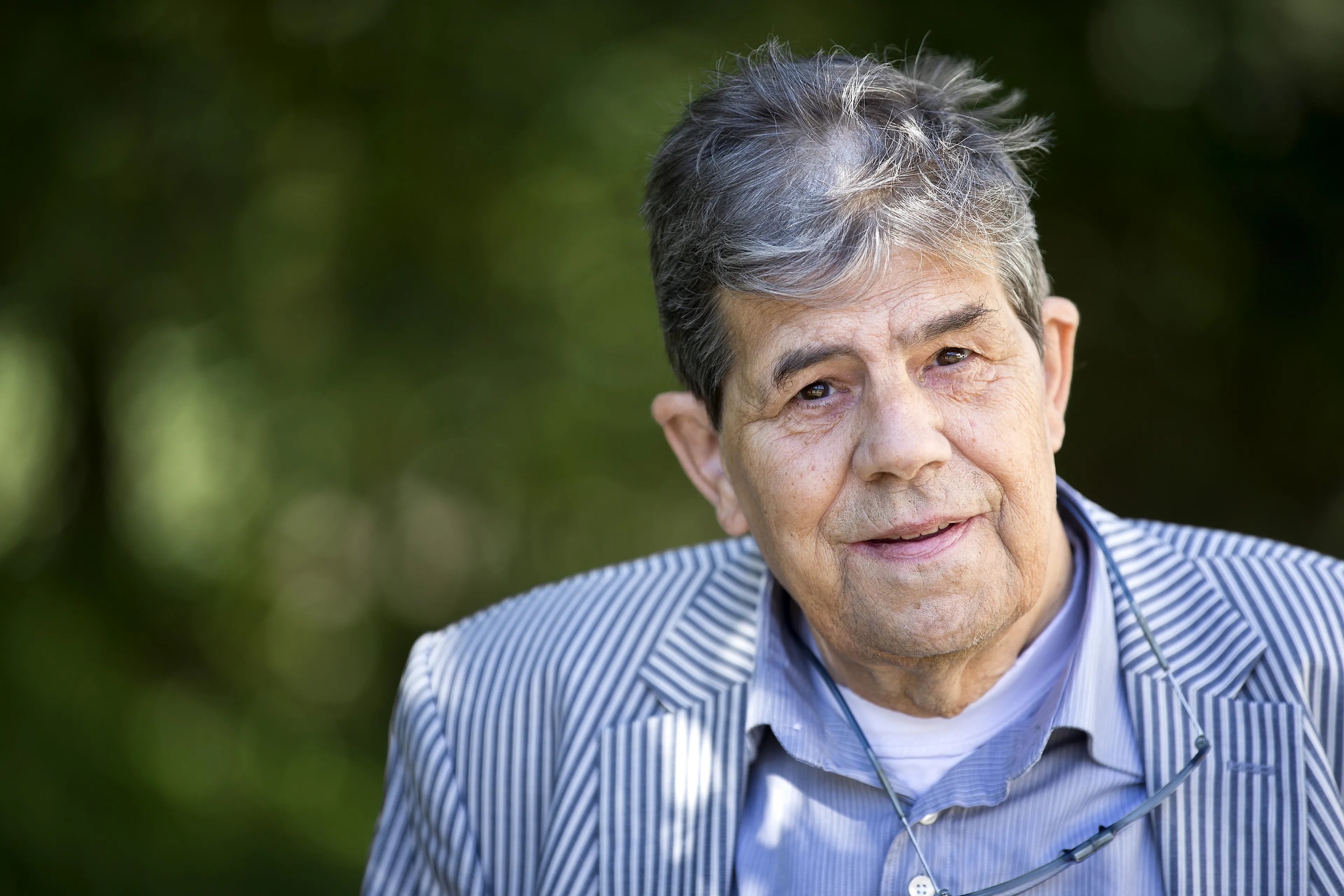 Presentator Joost Prinsen (83) overleden aan gevolgen van kanker