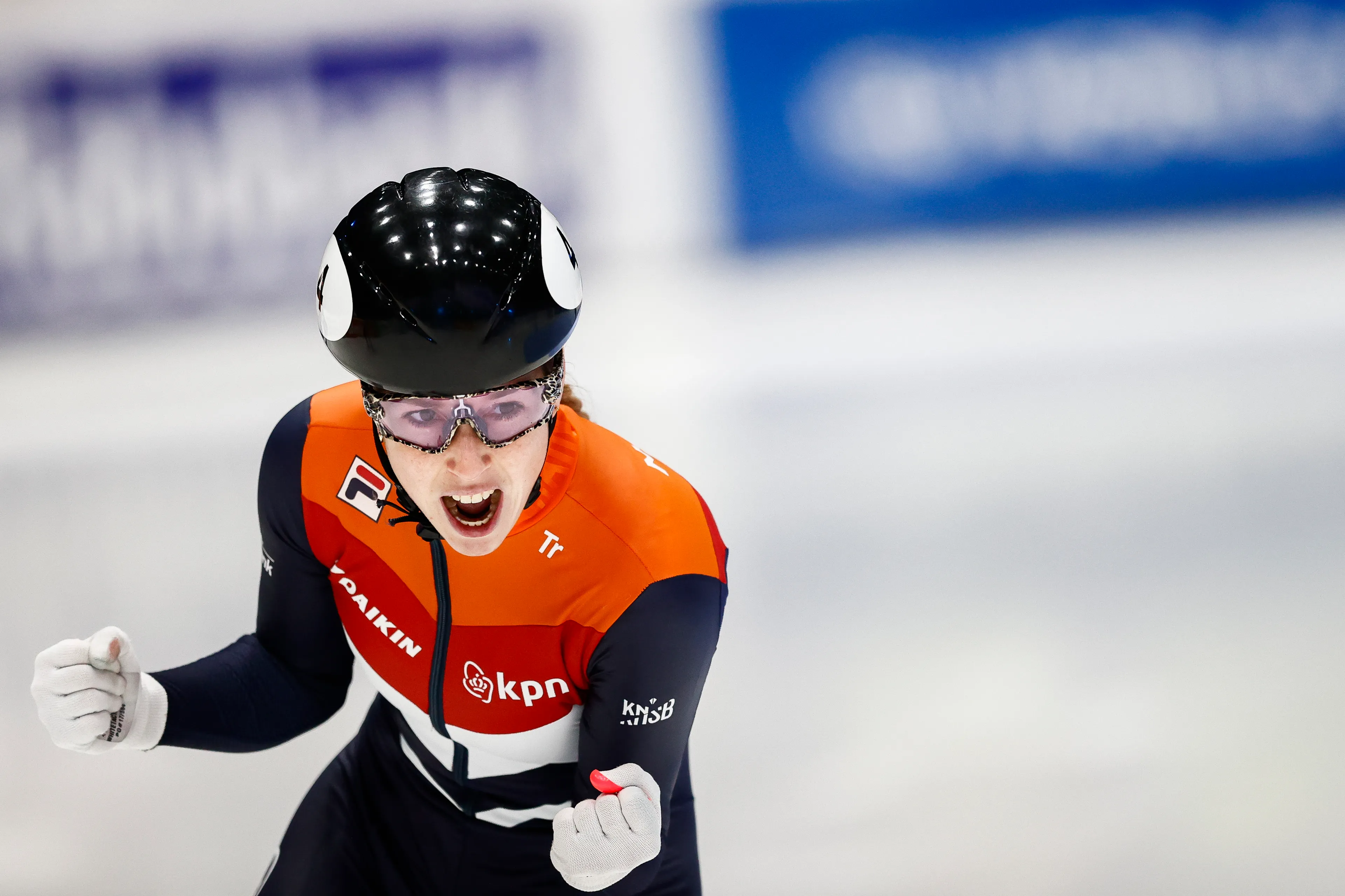 Shorttrackbondscoach Otter schrijft emotionele steunbetuiging aan Van Ruijven