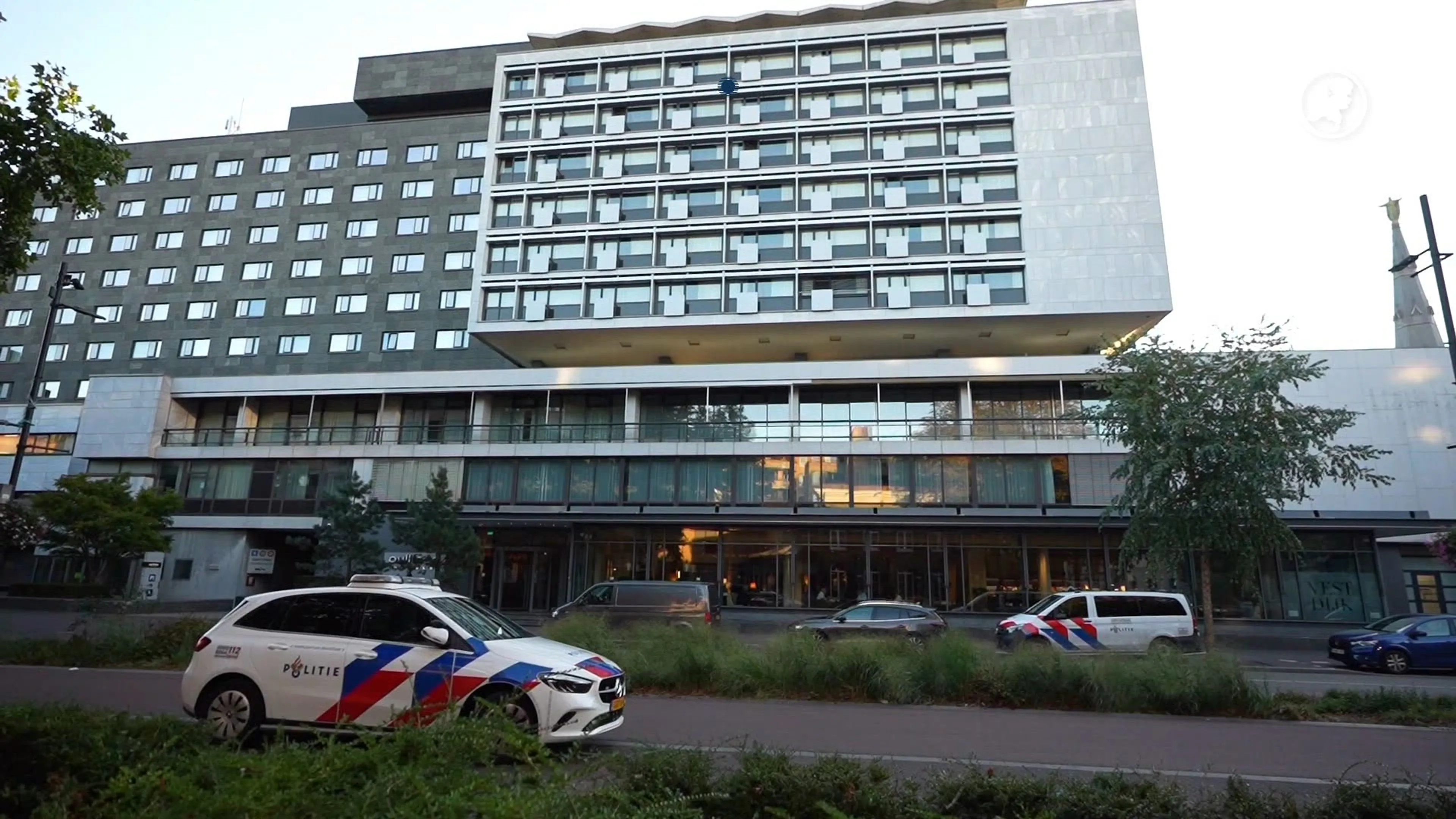 Dode gevonden in hotel Eindhoven, politie sluit misdrijf niet uit