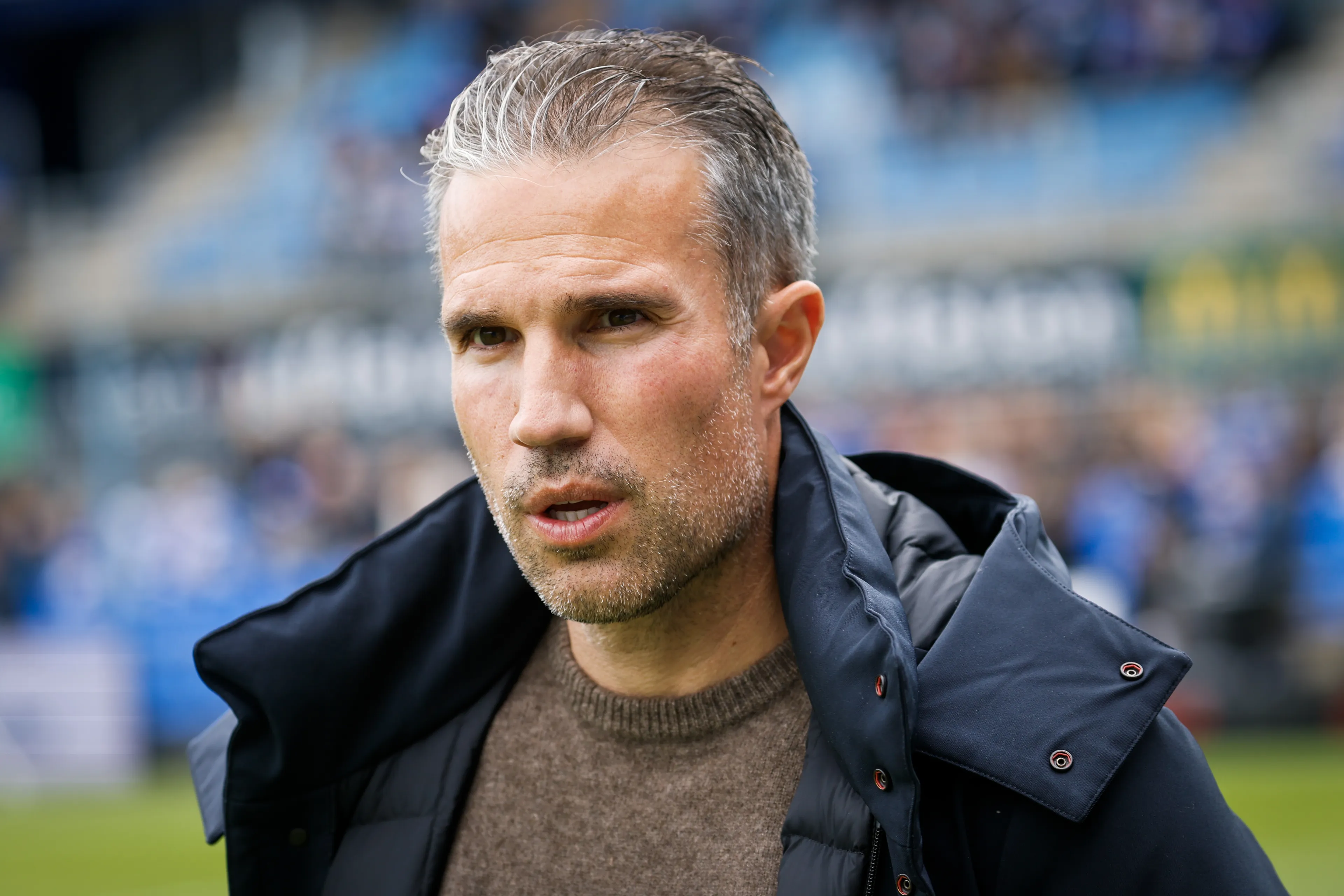 Robin van Persie per direct weg als trainer bij Feyenoord