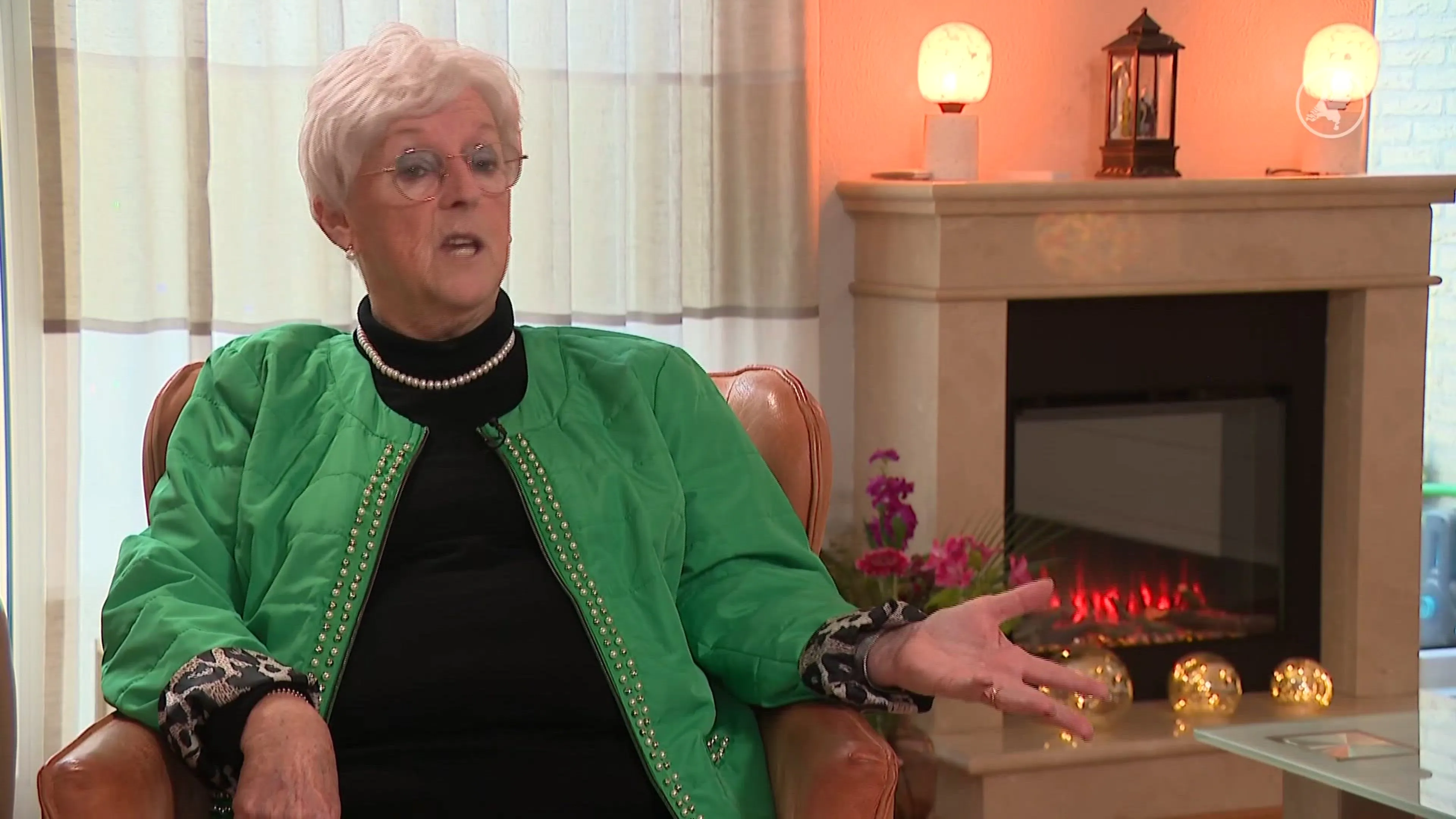Corrie (77) kreeg 'Faber-lintje': 'Ik was vreselijk boos'