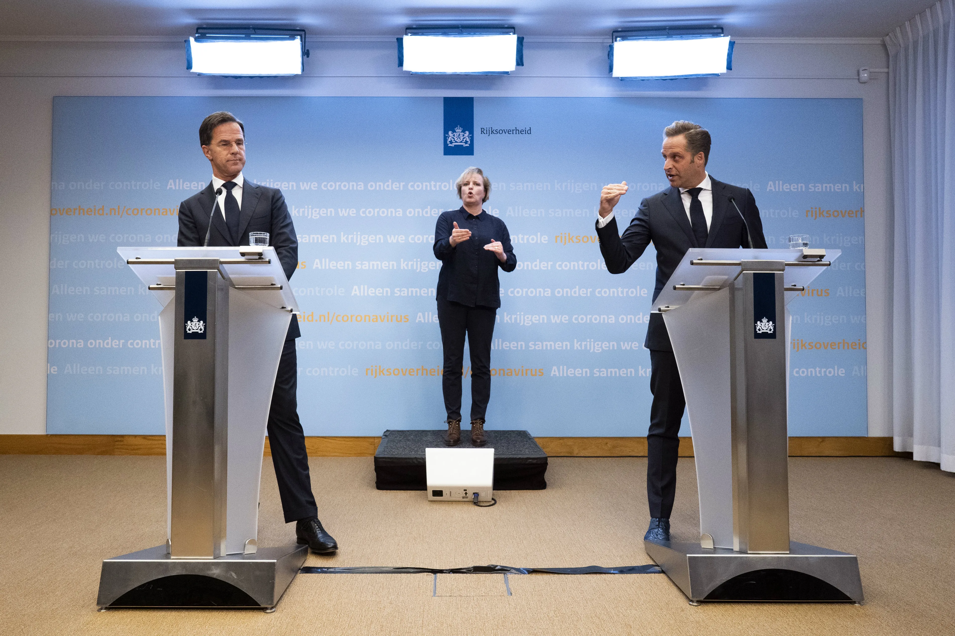 NU LIVE | Kabinet kondigt nieuwe versoepelingen aan in persconferentie