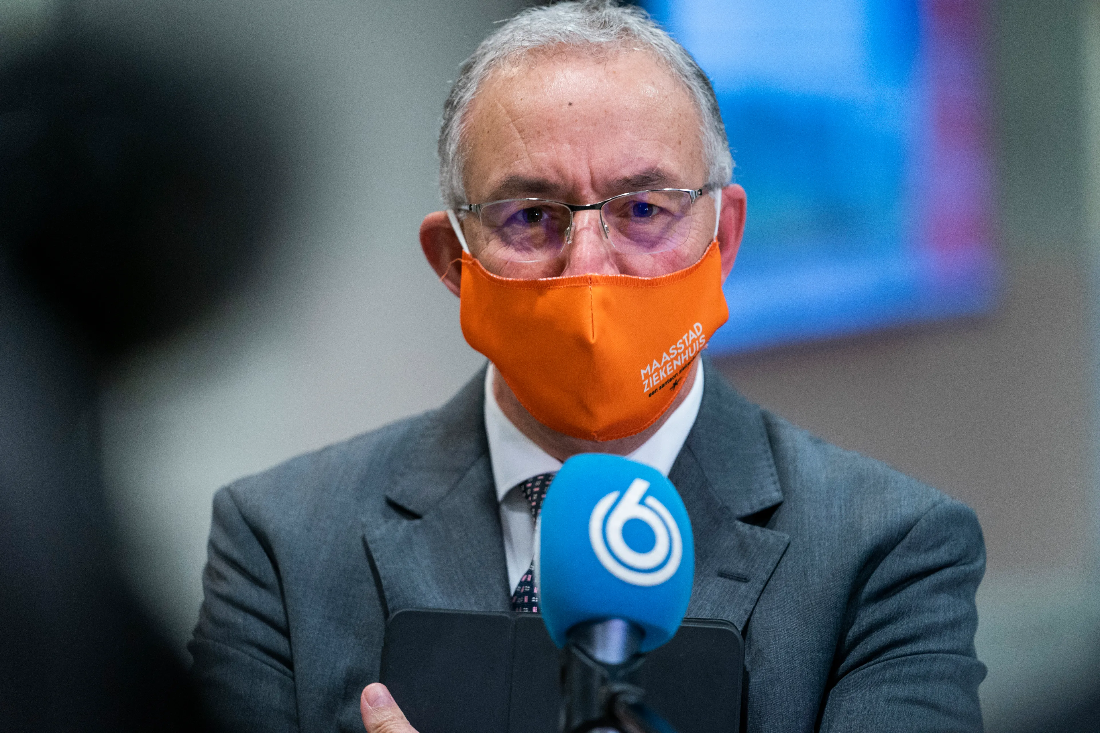 Rotterdamse burgemeester Aboutaleb geopereerd aan zijn schildklier