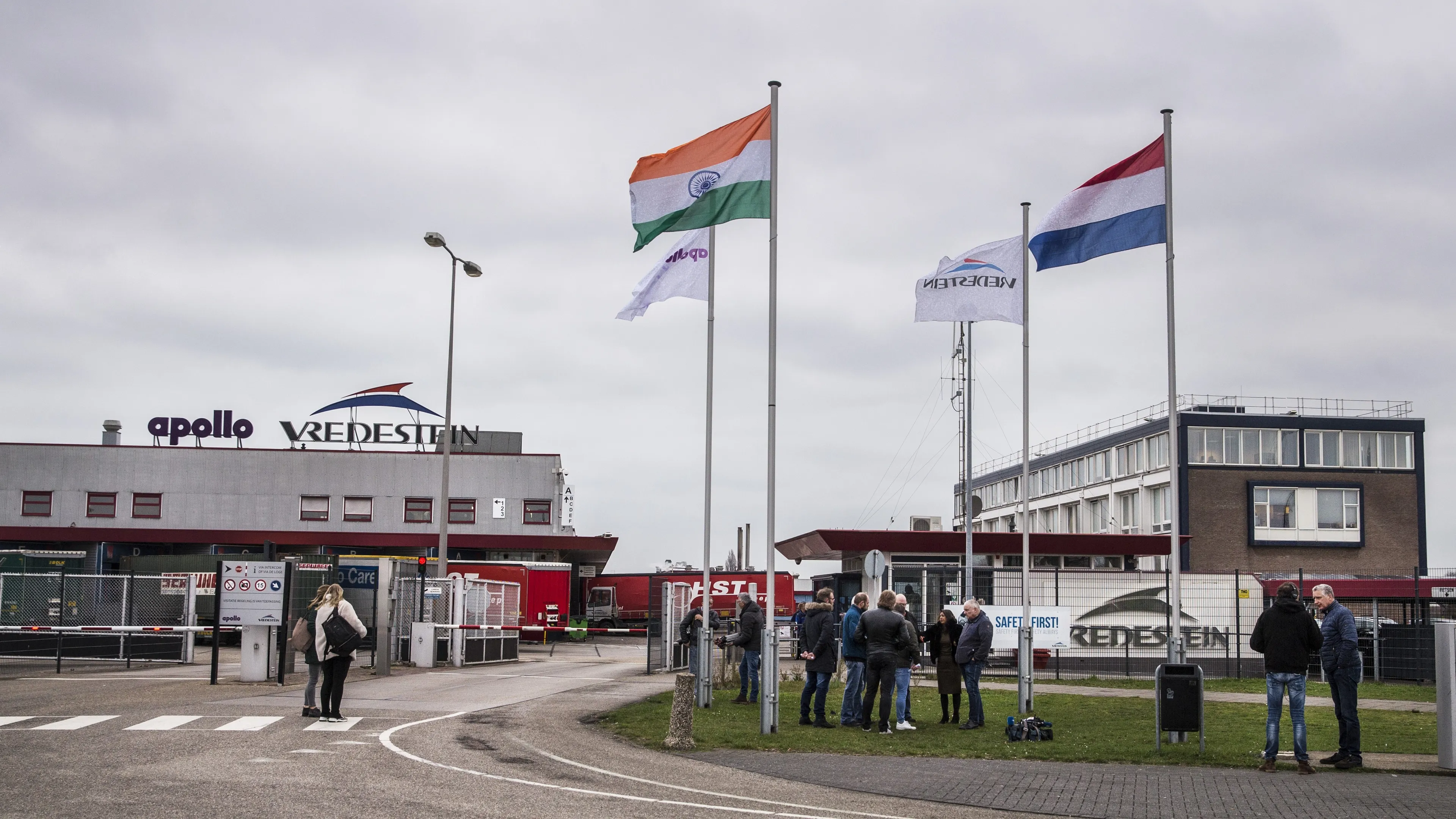 Bandenfabriek Apollo Enschede gaat sluiten, 500 medewerkers op straat