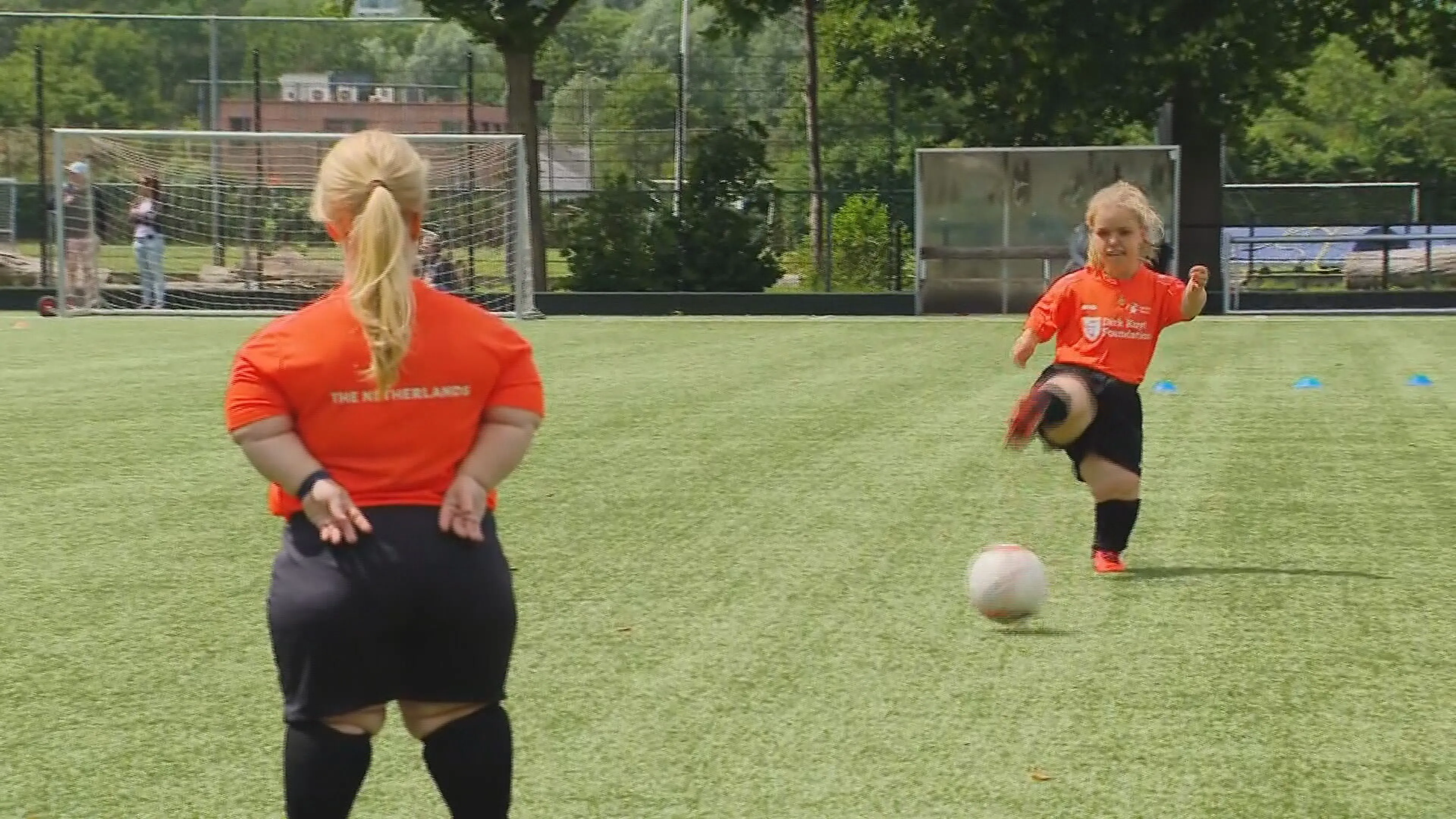 Kleine sporters trainen voor World Dwarf Games: 'Werd altijd als laatste gekozen met gym'