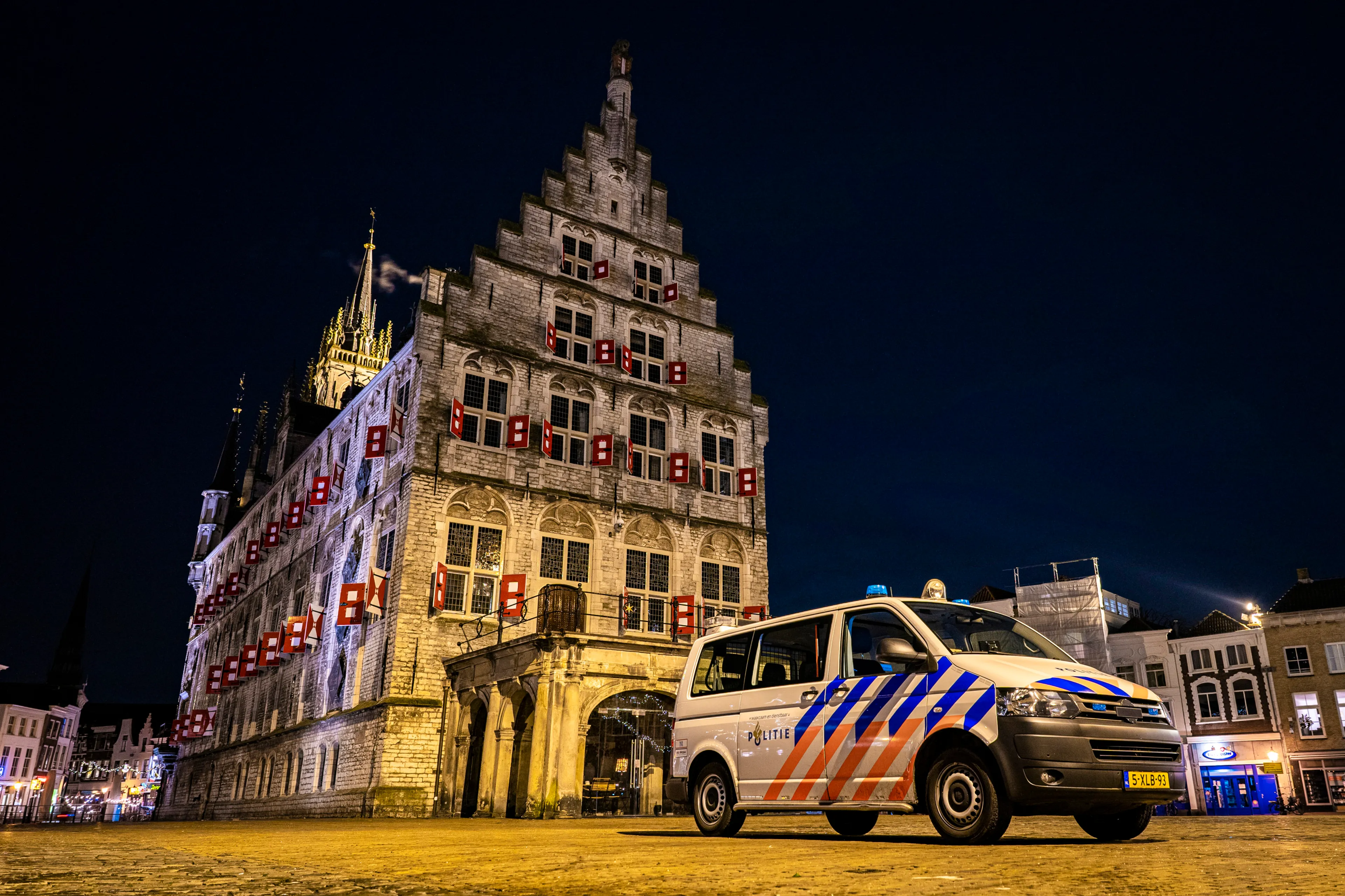 Schreeuwende naakte man op straat zorgt voor onrust in Gouda