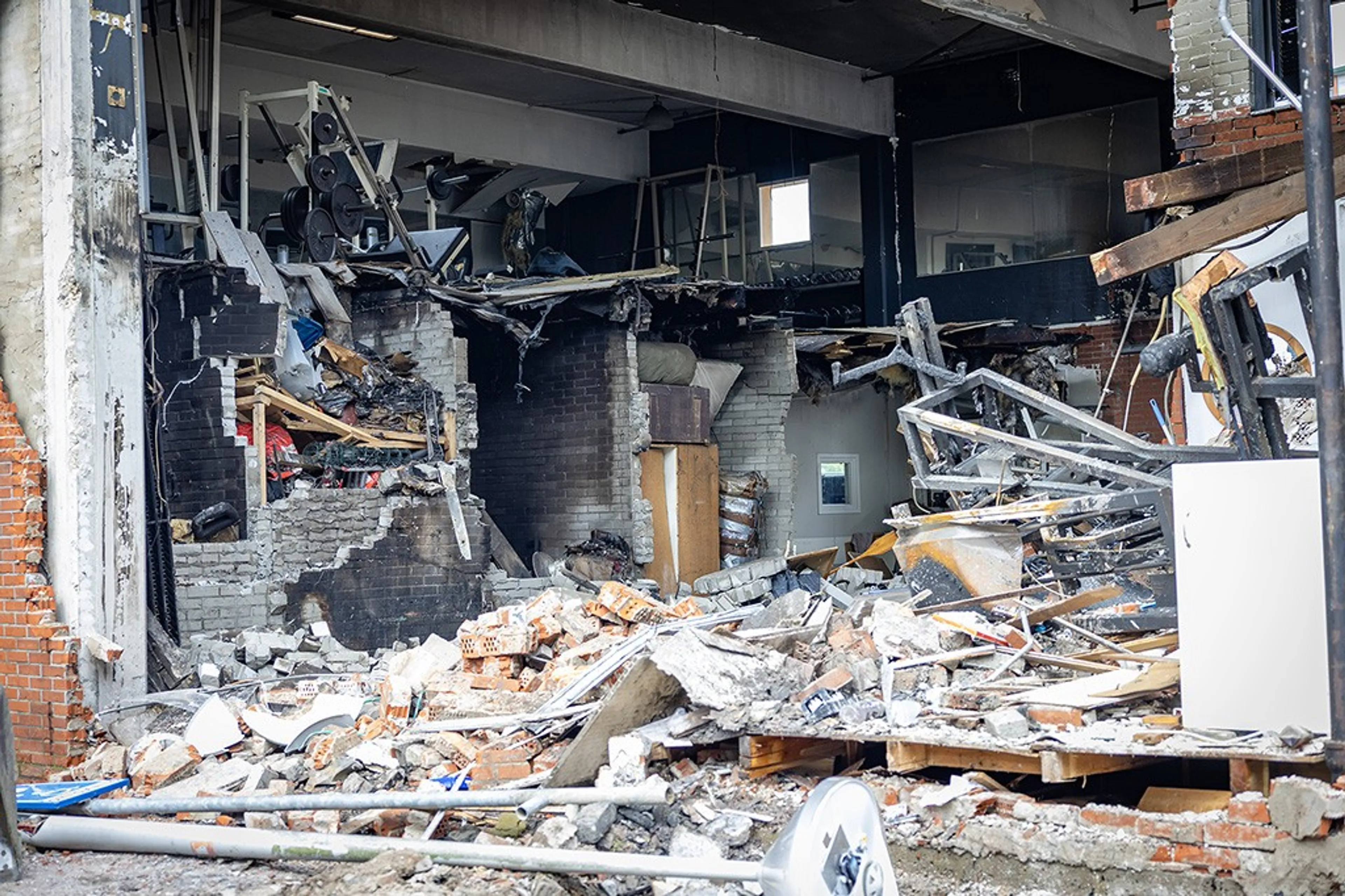 Sportschooleigenaar na explosie: 'We trainden boven een tikkende tijdbom'