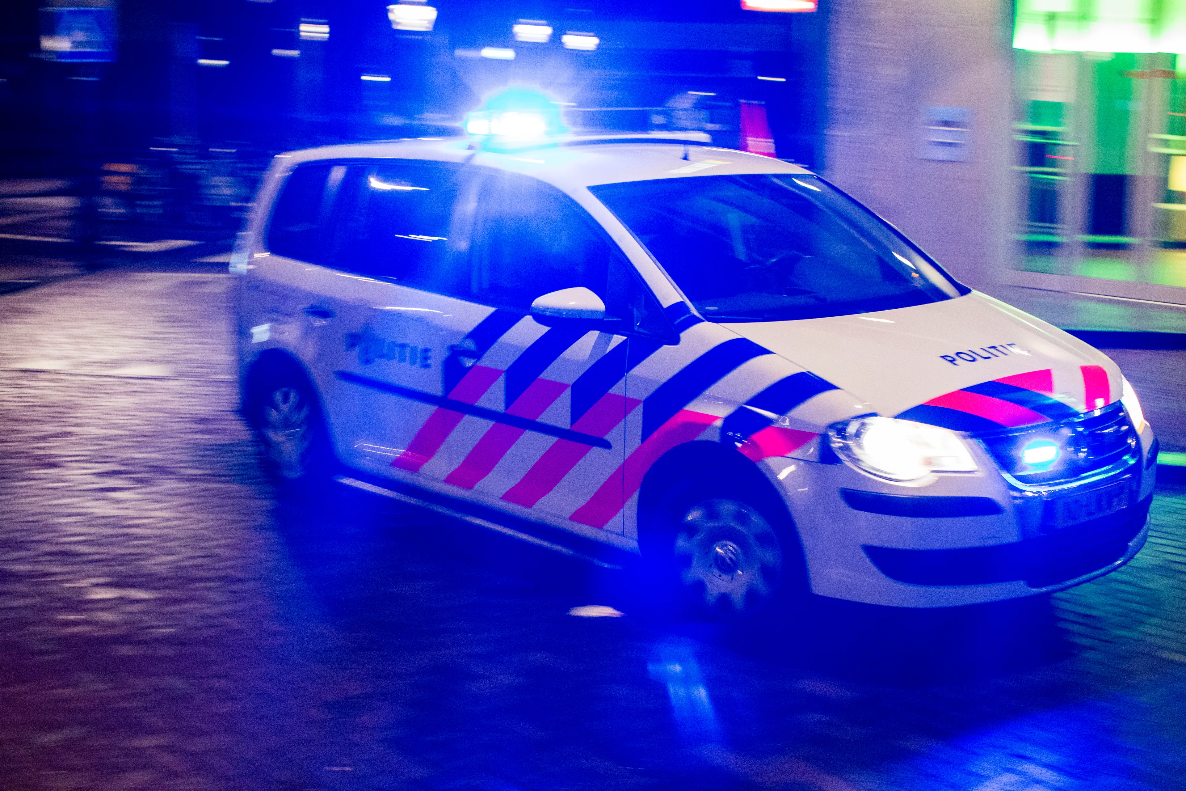 Beveiligers bij strand Dishoek om overlast jongeren te stoppen
