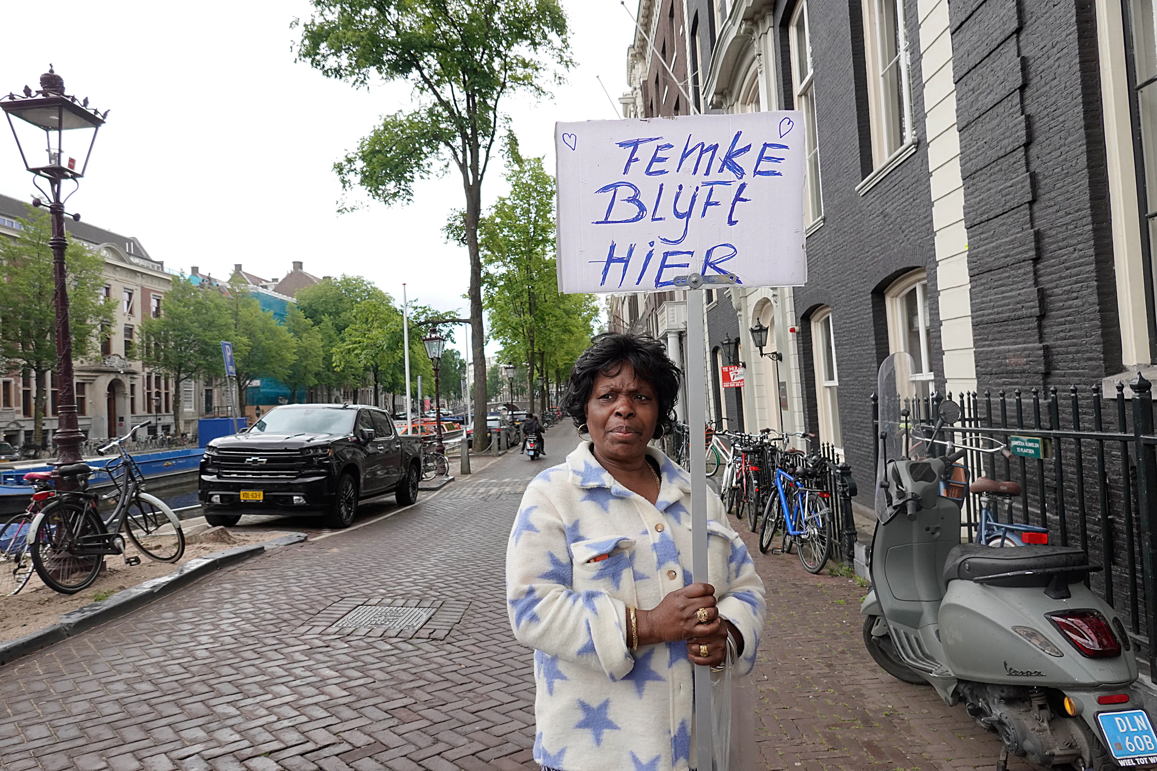 'Daverend' applaus voor Amsterdamse burgemeester Femke Halsema voor spoeddebat